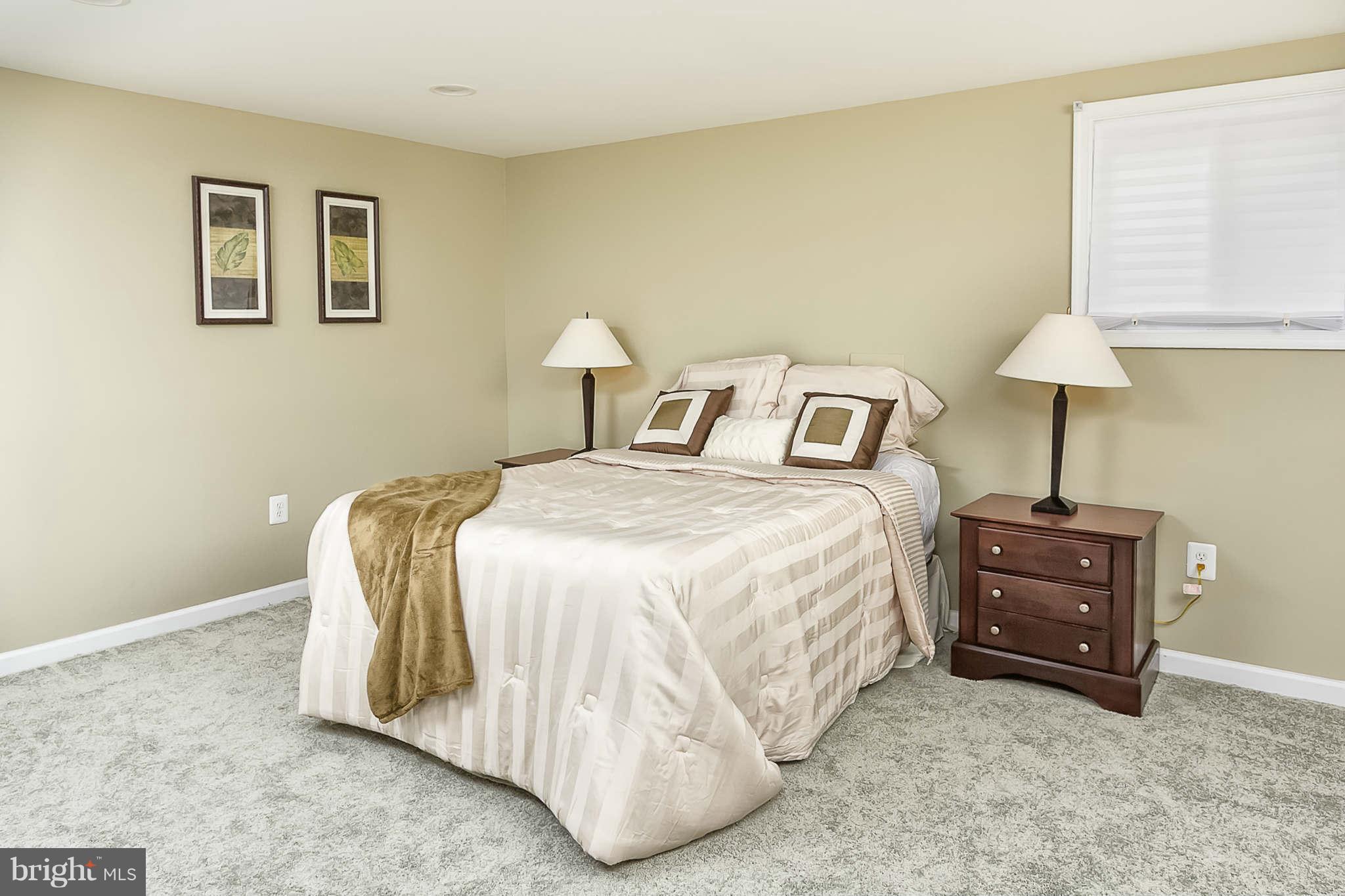 OVERLEA - Residential