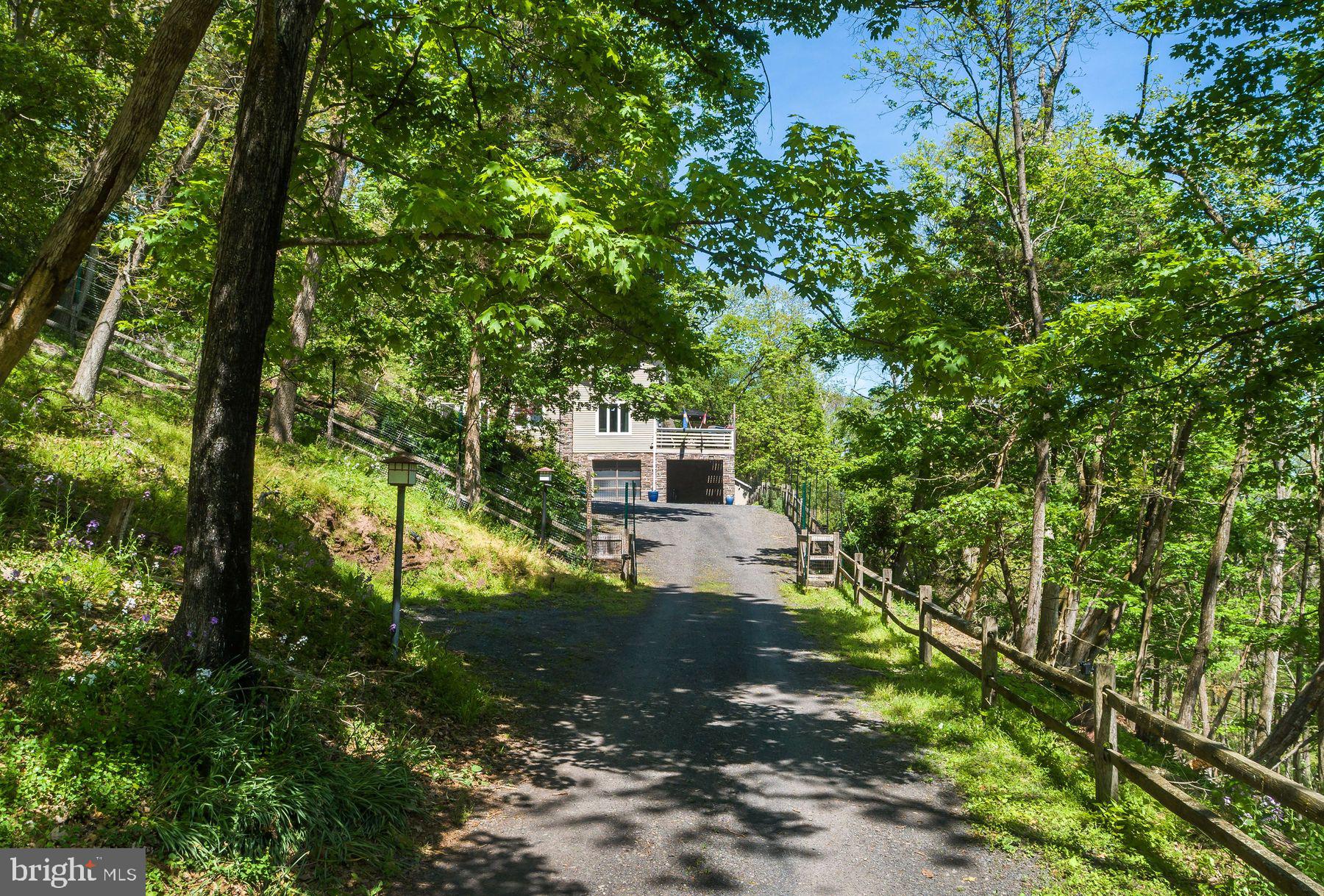 272 HEADQUARTERS ROAD