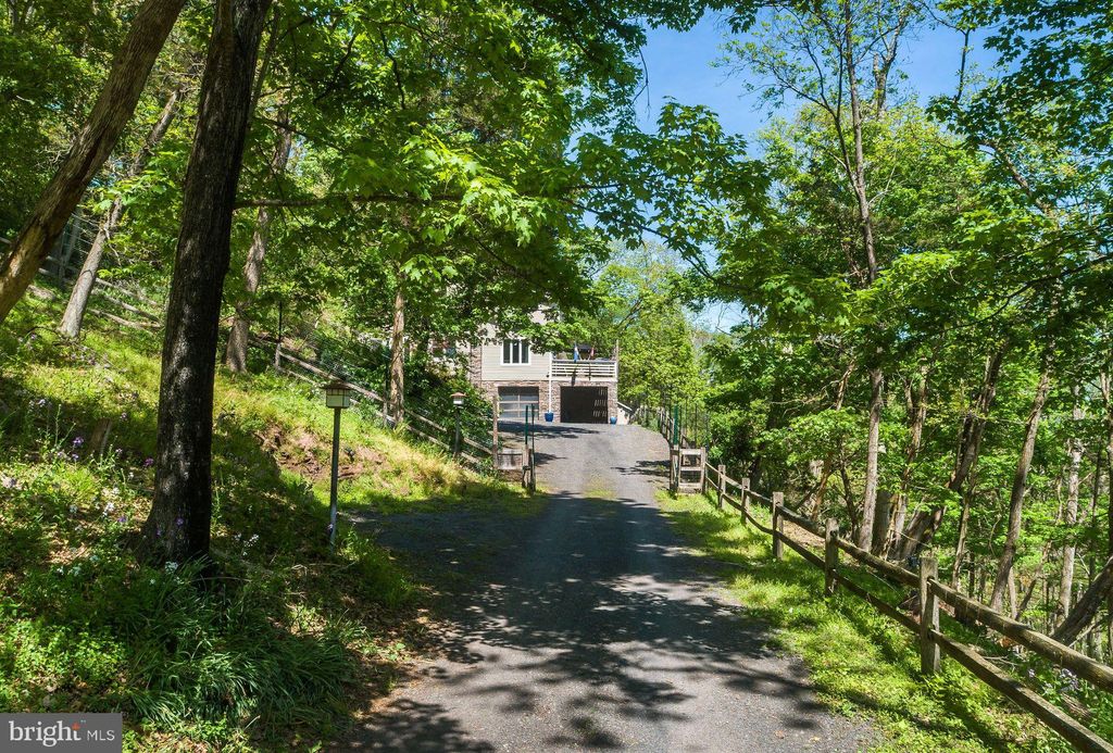 Photo of 272 Headquarters Road, ERWINNA, PA 18920 (MLS # PABU2121478)