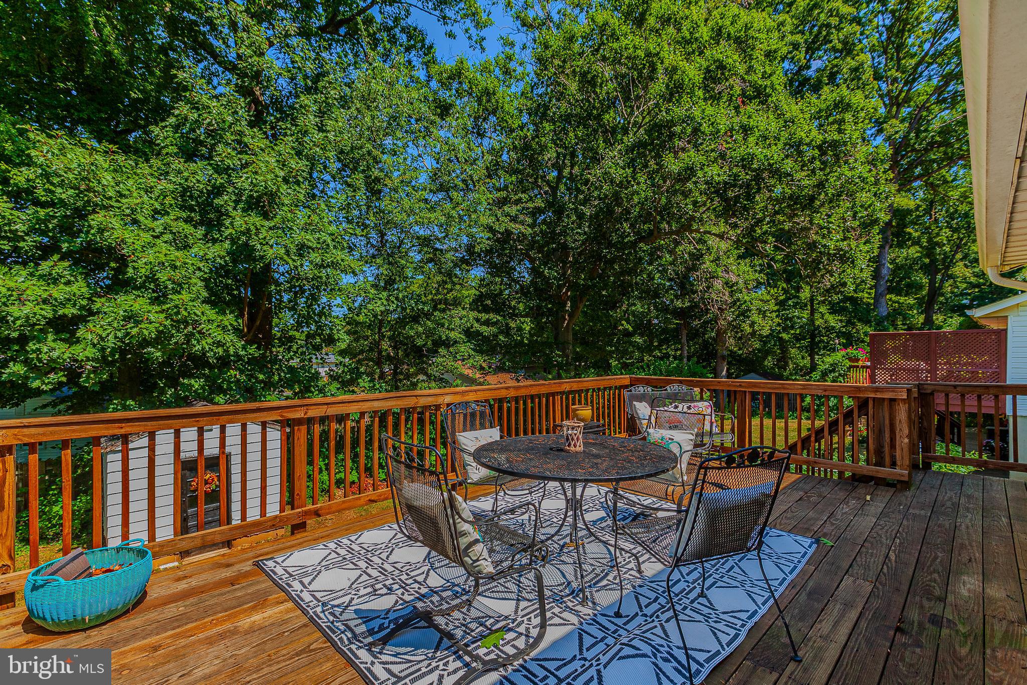 BEL PRE WOODS - Residential