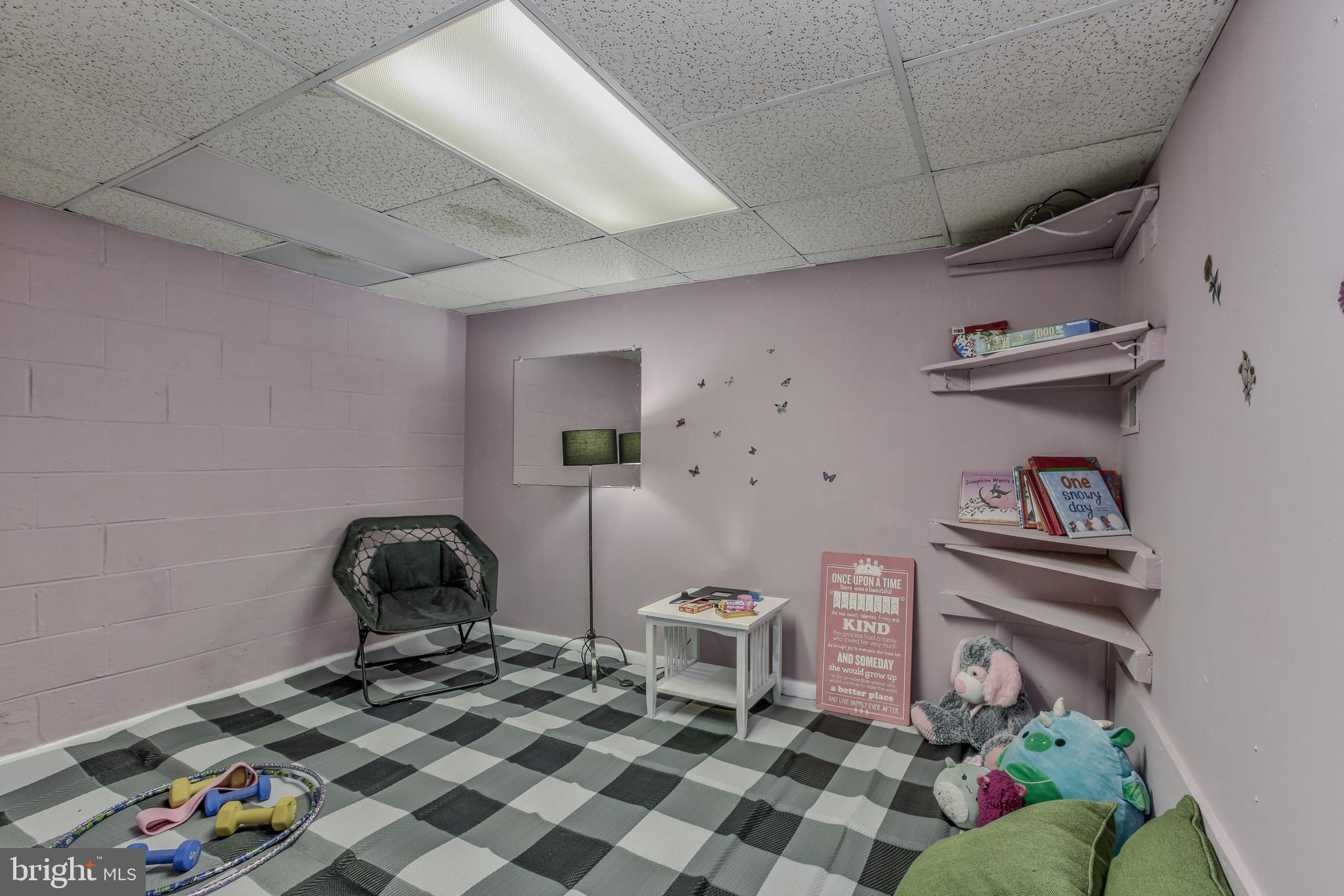 BEL PRE WOODS - Residential