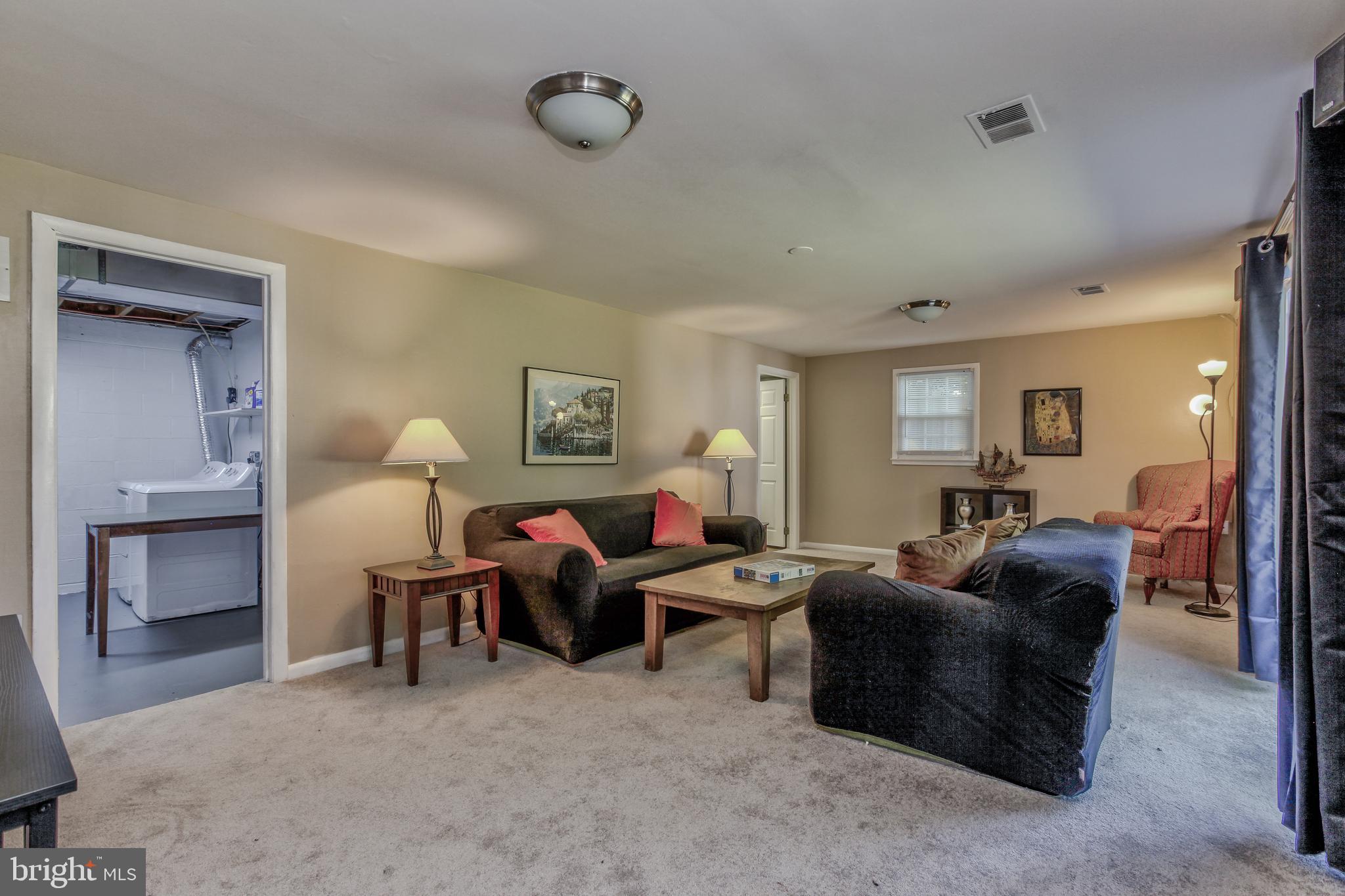 BEL PRE WOODS - Residential