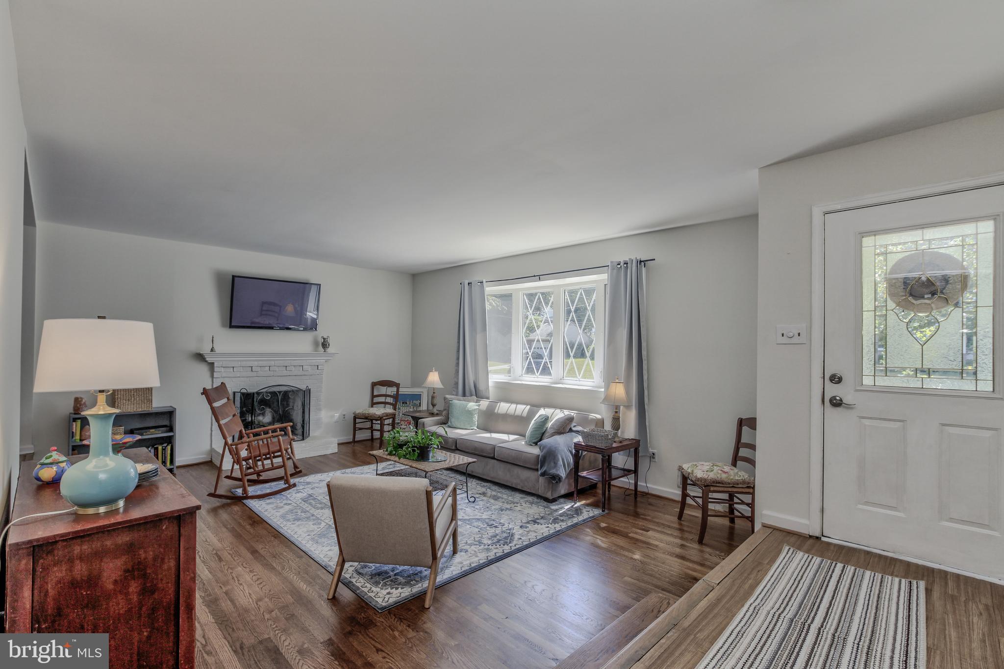 BEL PRE WOODS - Residential