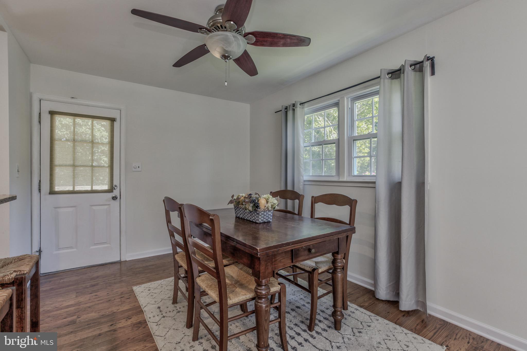 BEL PRE WOODS - Residential