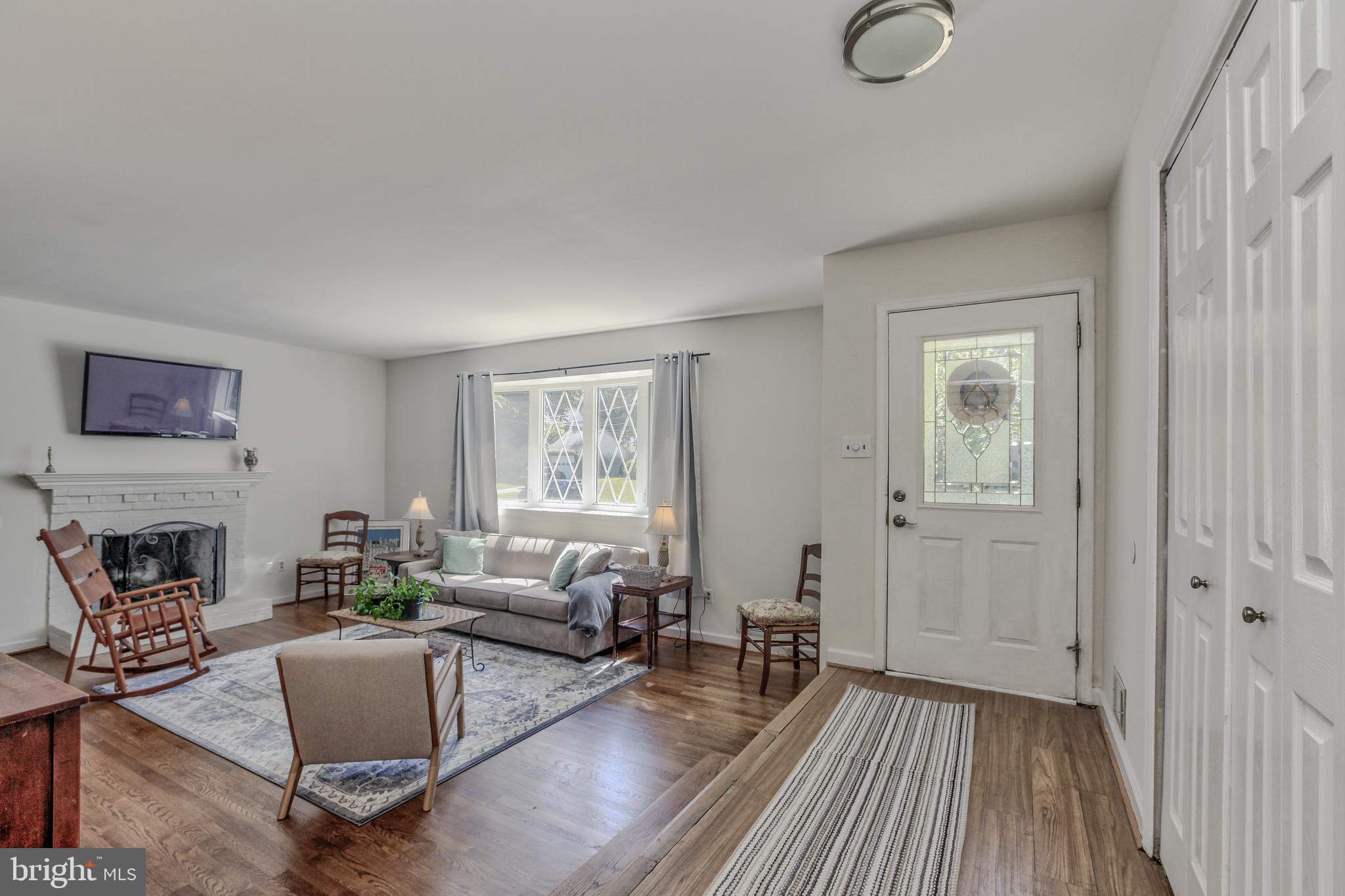 BEL PRE WOODS - Residential