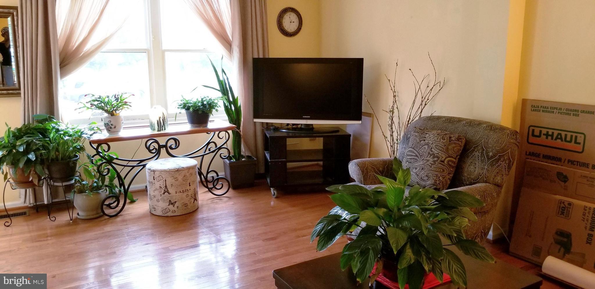 HEATHER GLEN - Residential