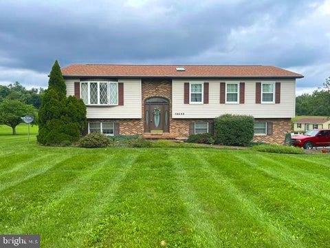 Homes For Sale - 13302 National Pike<br/> Washington County, CLEAR SPRING, MD 21722