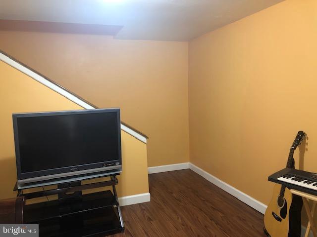 NEW CARROLLTON - Residential