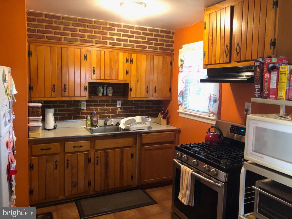 NEW CARROLLTON - Residential