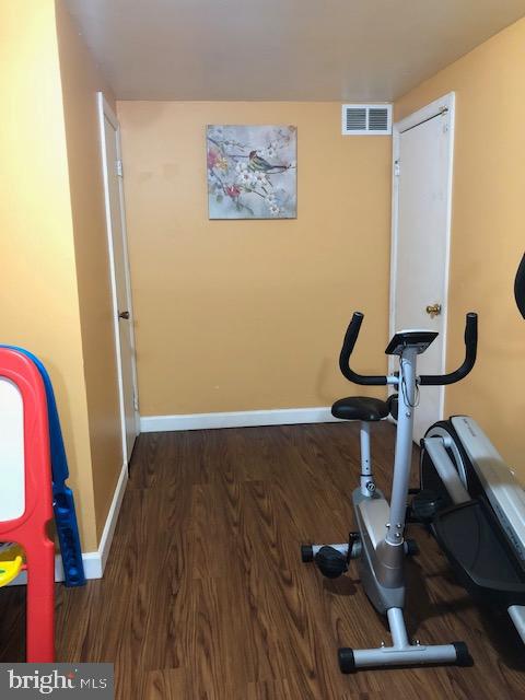 NEW CARROLLTON - Residential