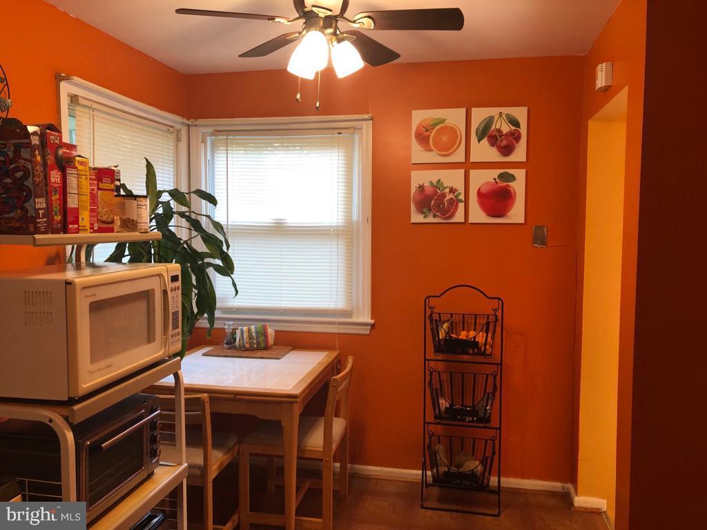 NEW CARROLLTON - Residential