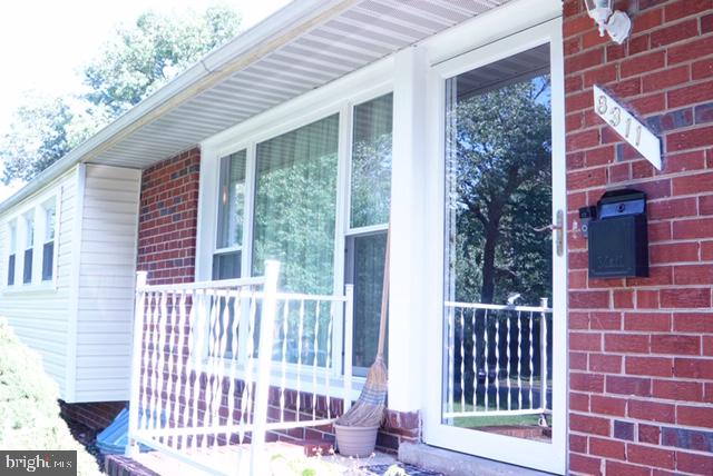 NEW CARROLLTON - Residential