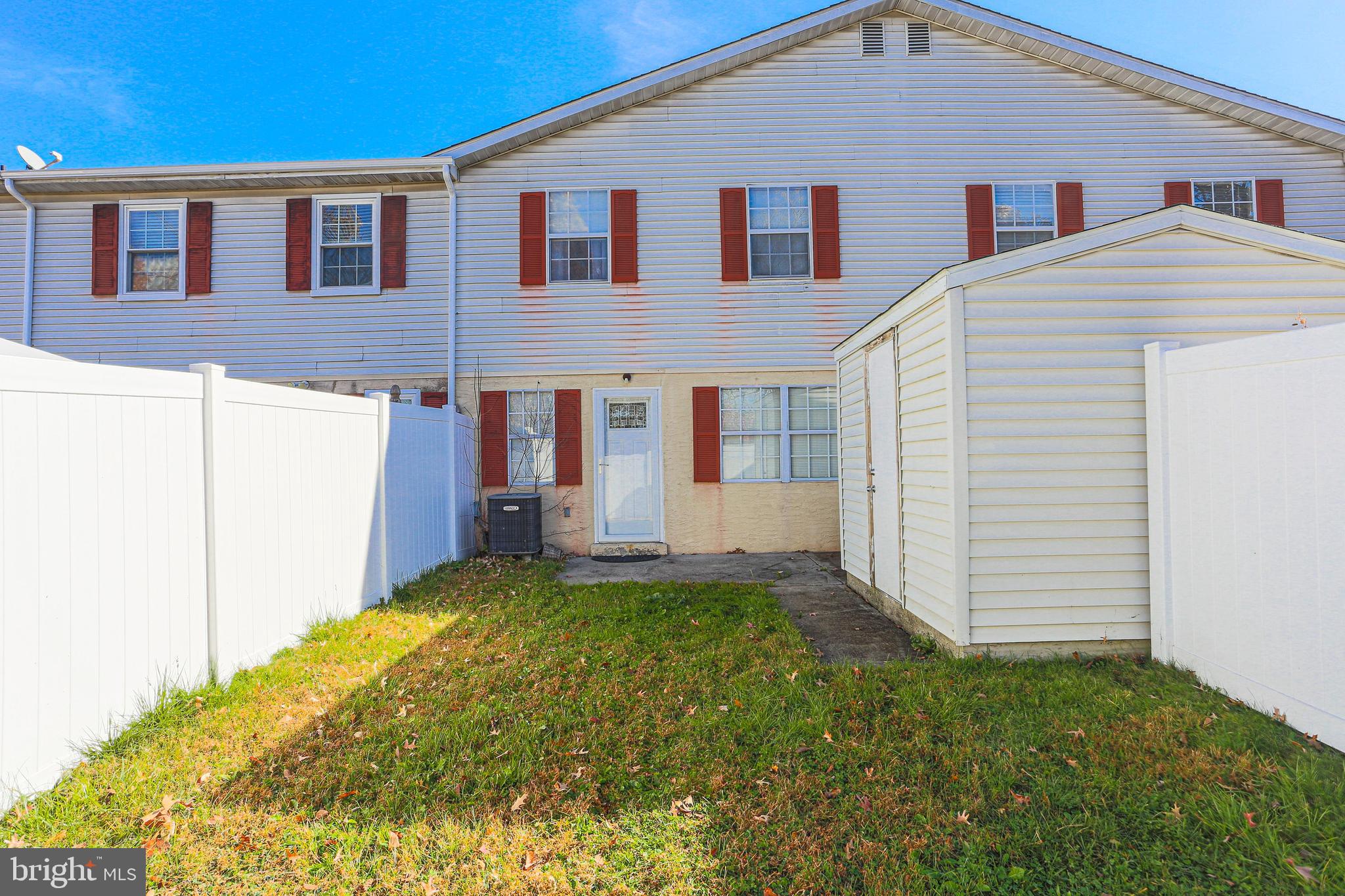 QUAKER GREEN - Residential