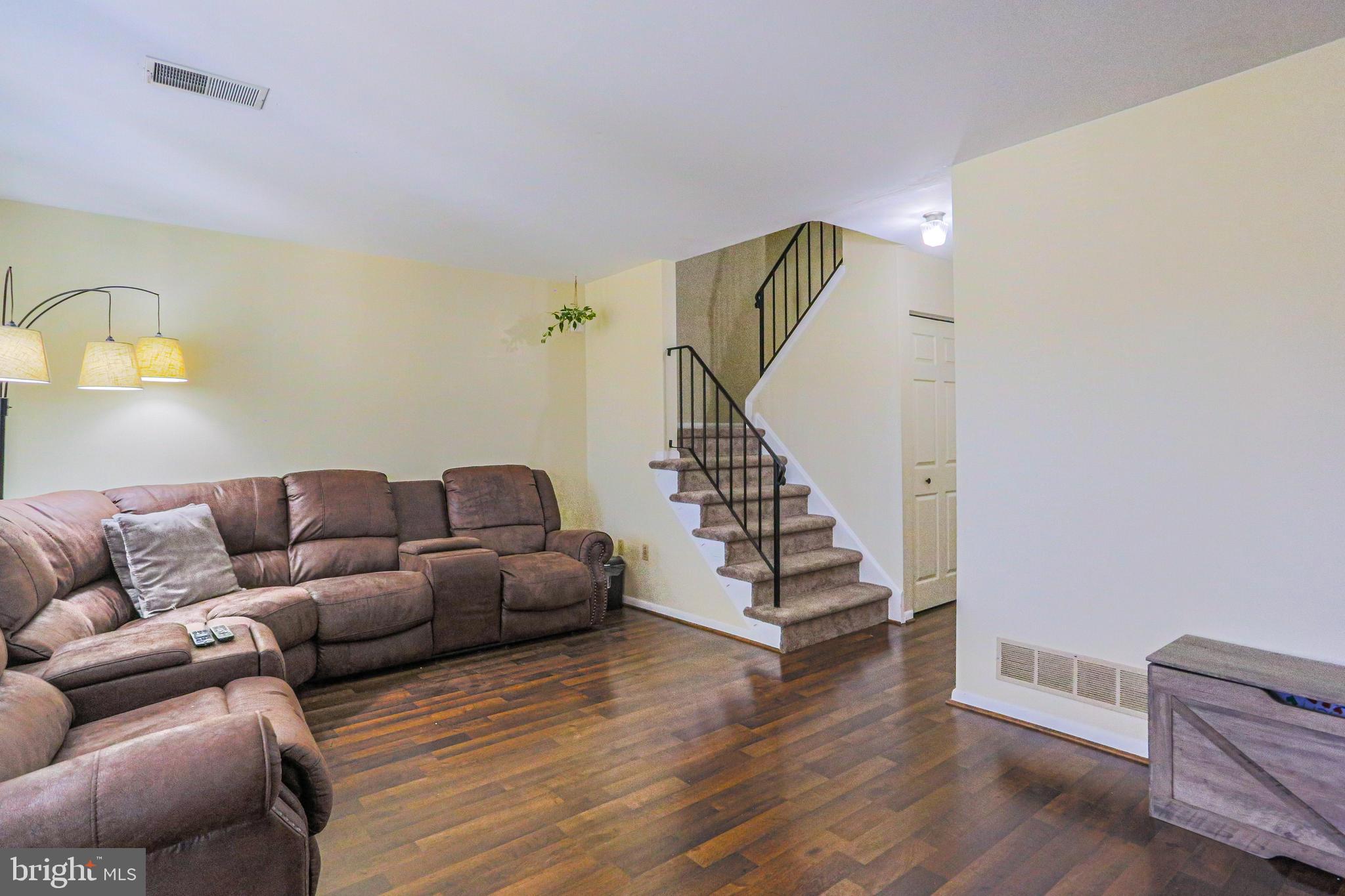 QUAKER GREEN - Residential