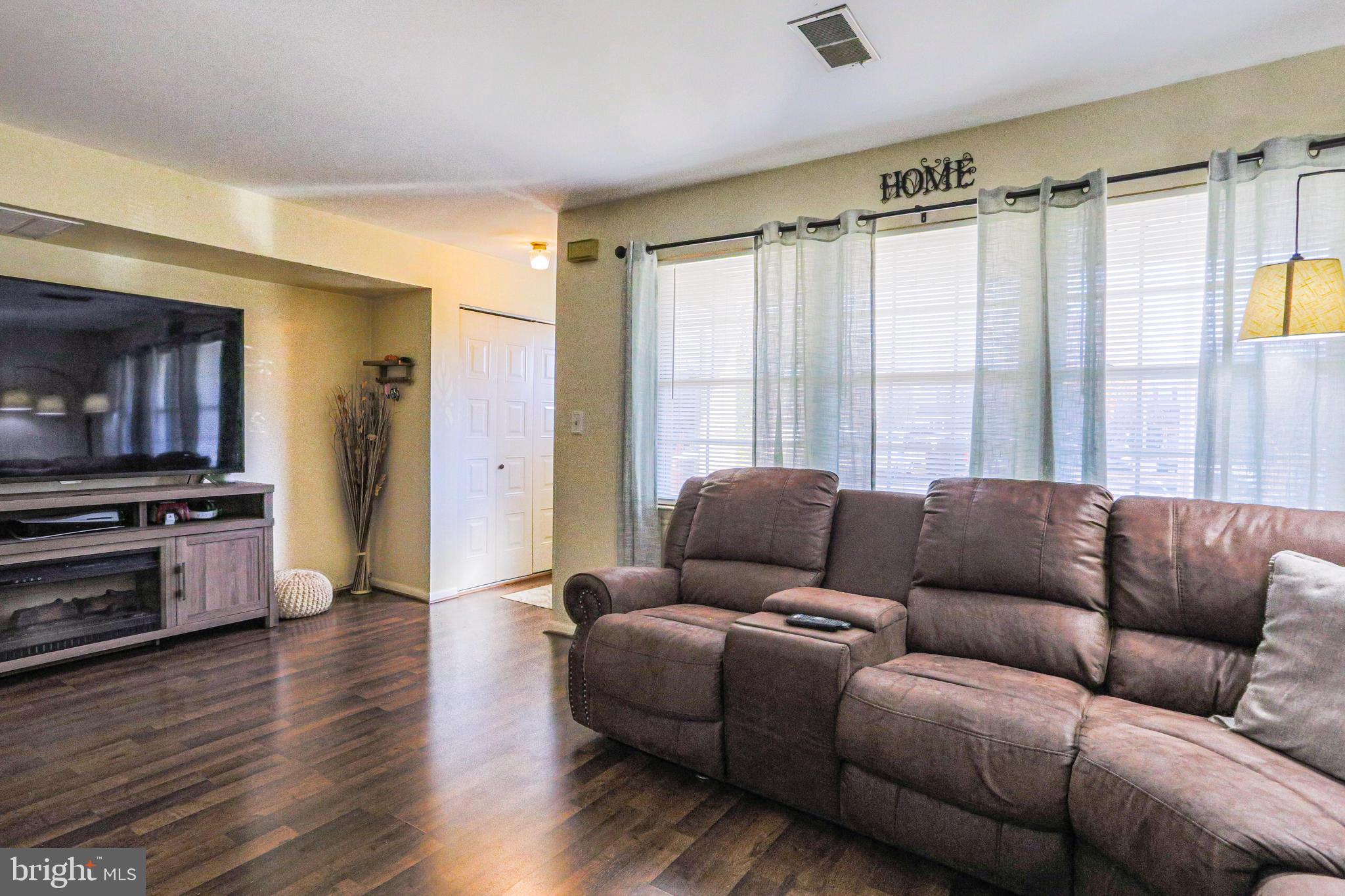 QUAKER GREEN - Residential