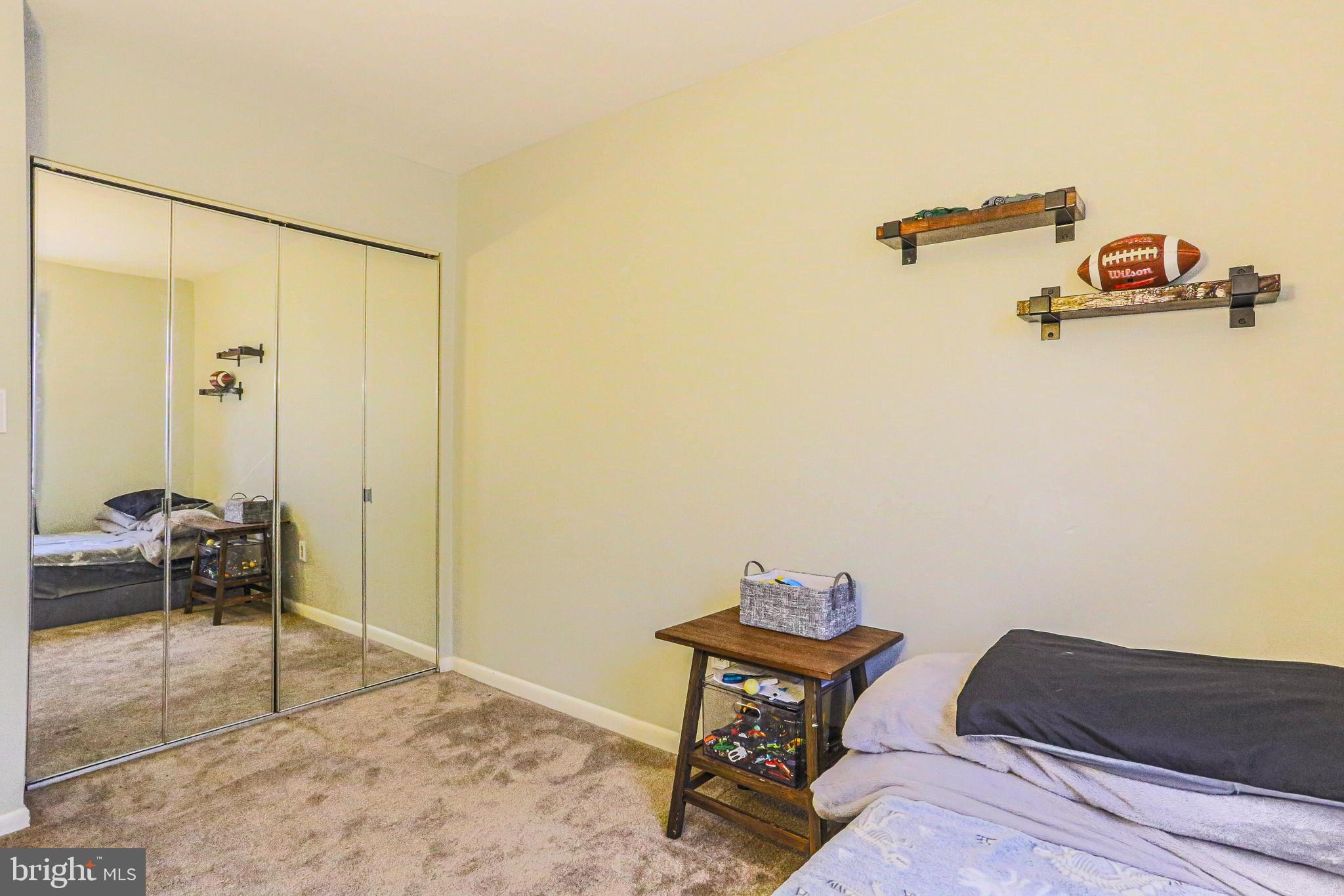 QUAKER GREEN - Residential