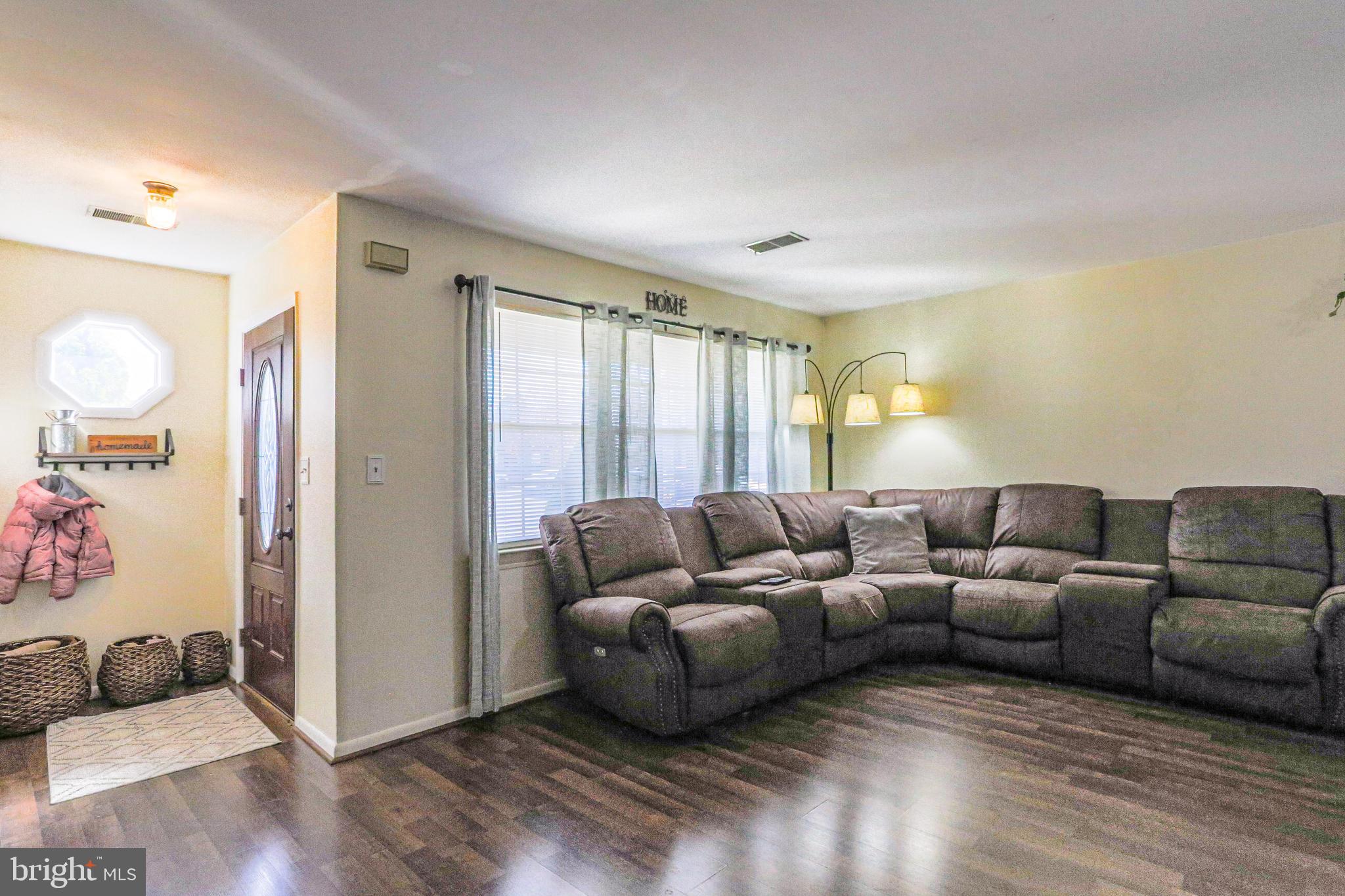 QUAKER GREEN - Residential