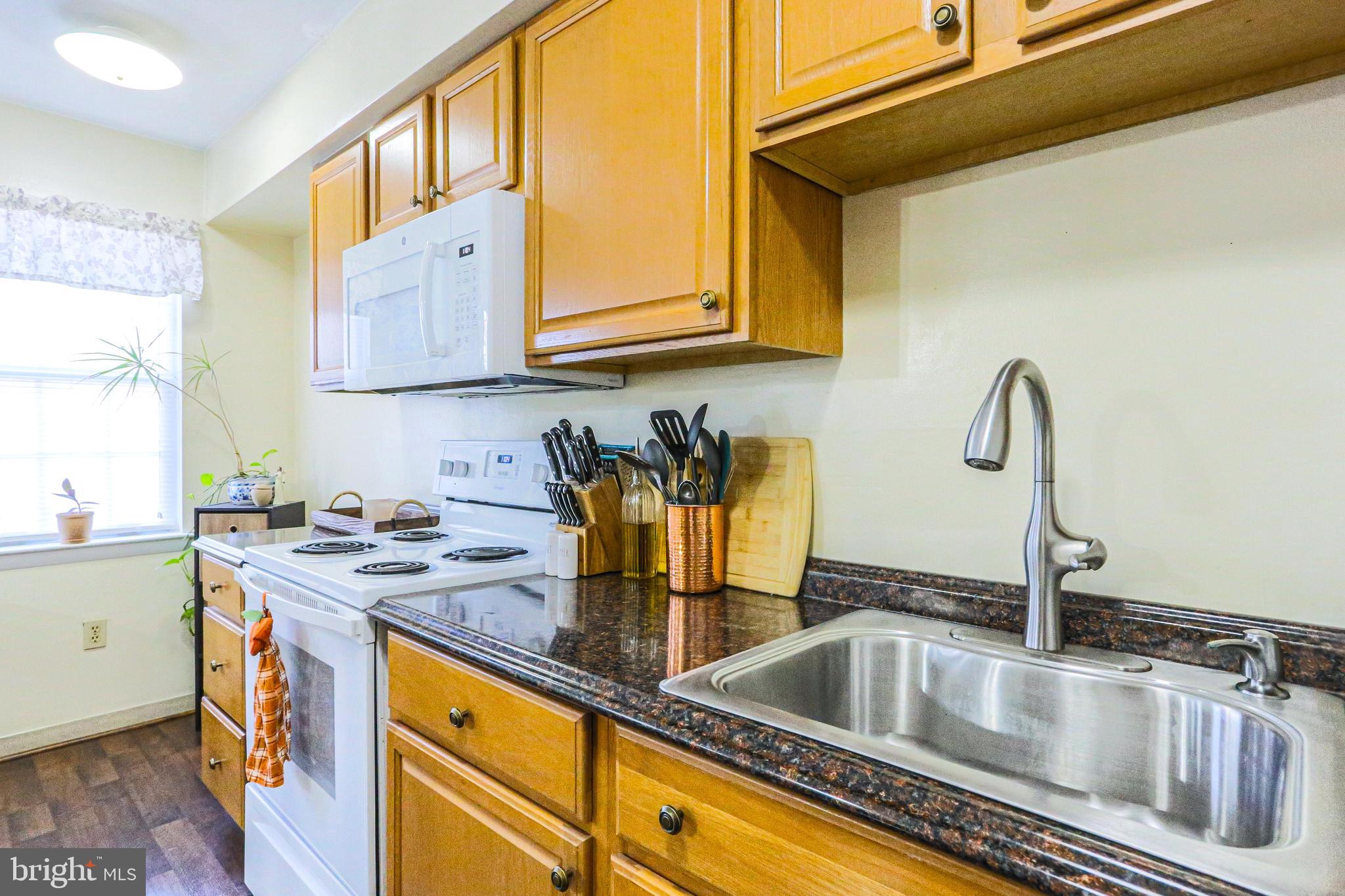 QUAKER GREEN - Residential