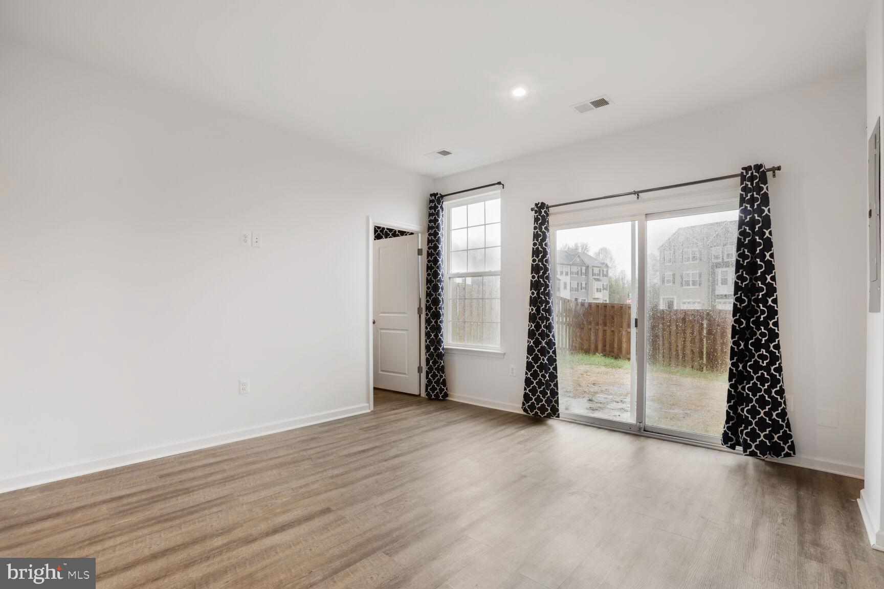 NEW POST ON THE RAPPAHANNOCK - Residential Lease