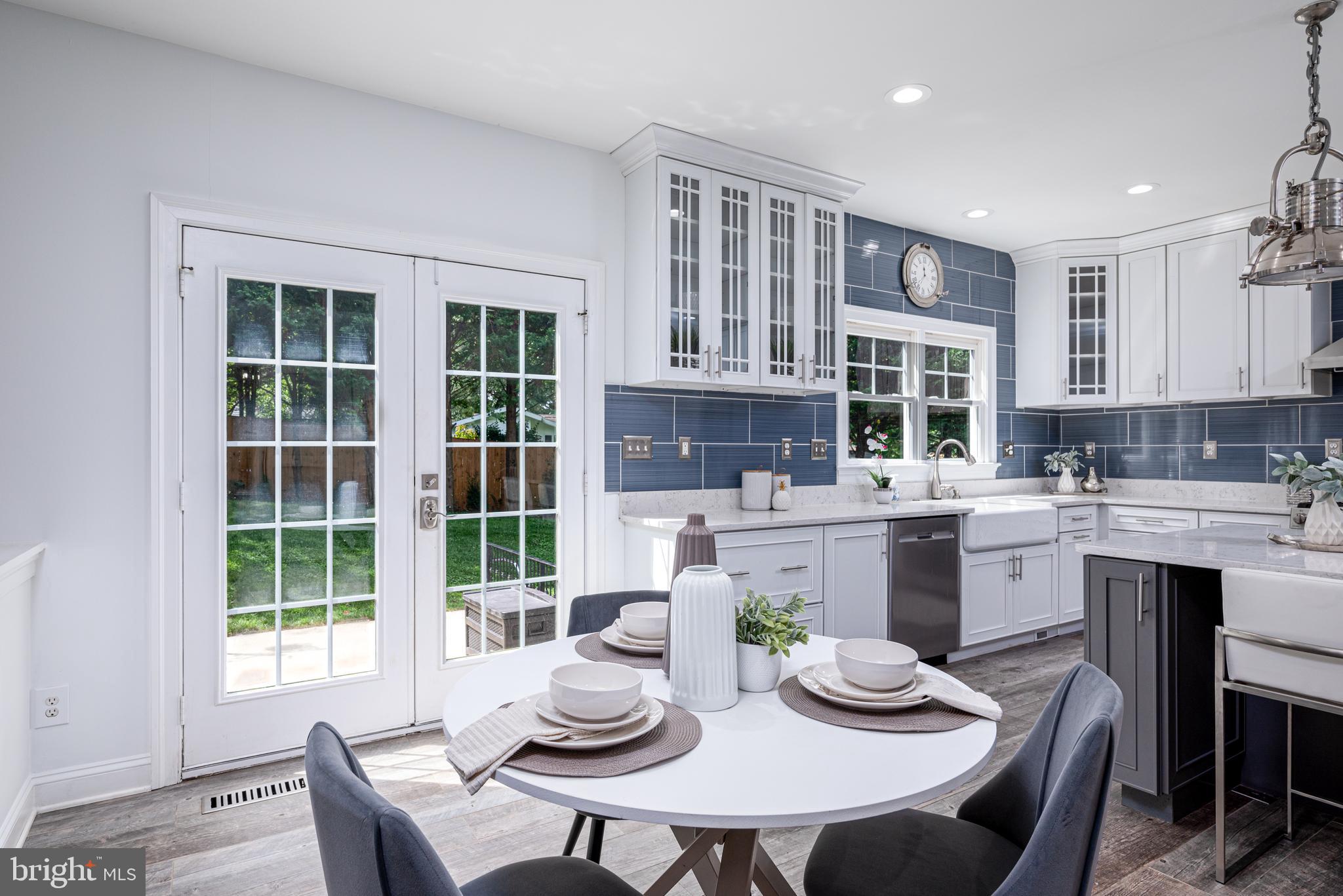 VIENNA WOODS - Residential