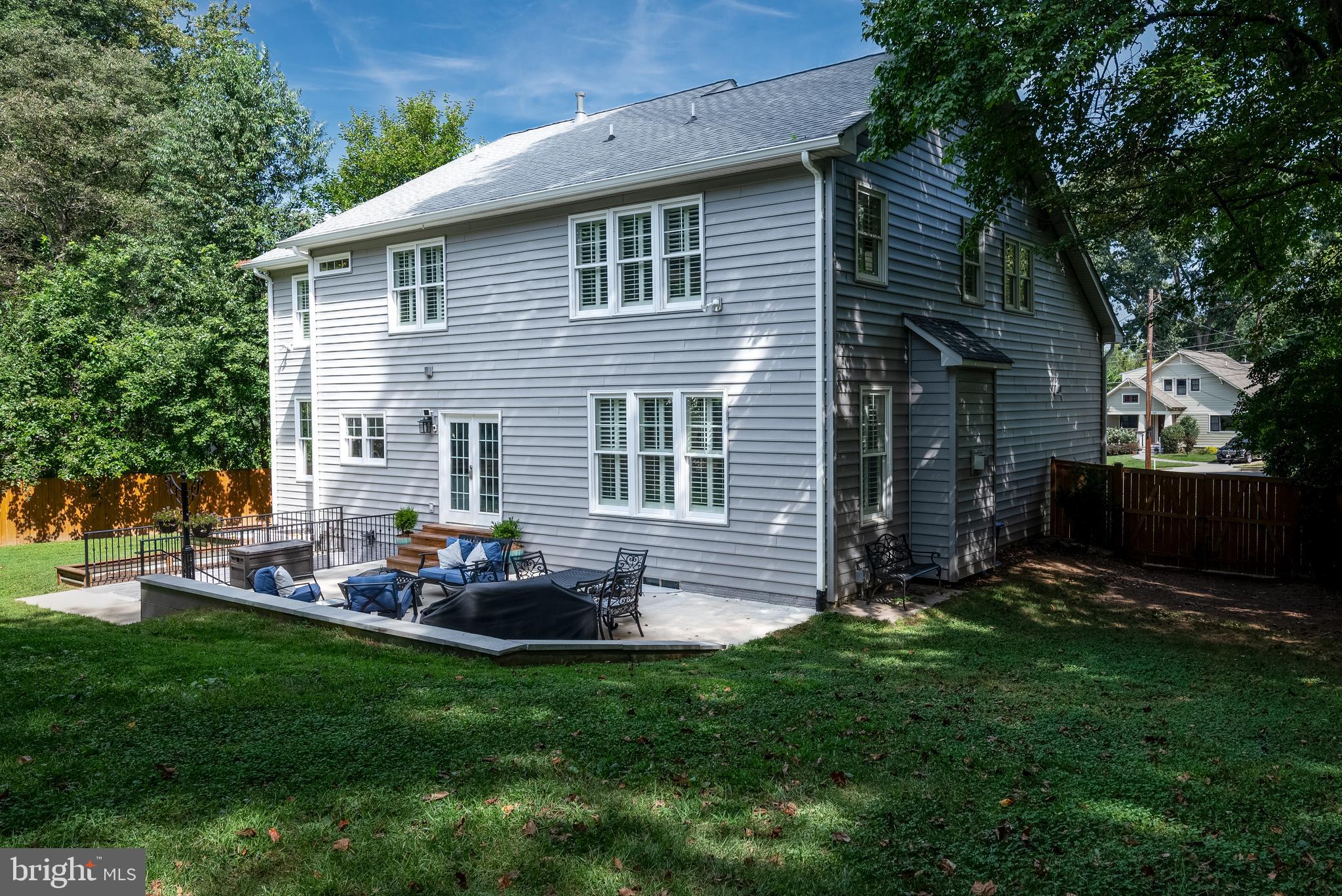 VIENNA WOODS - Residential