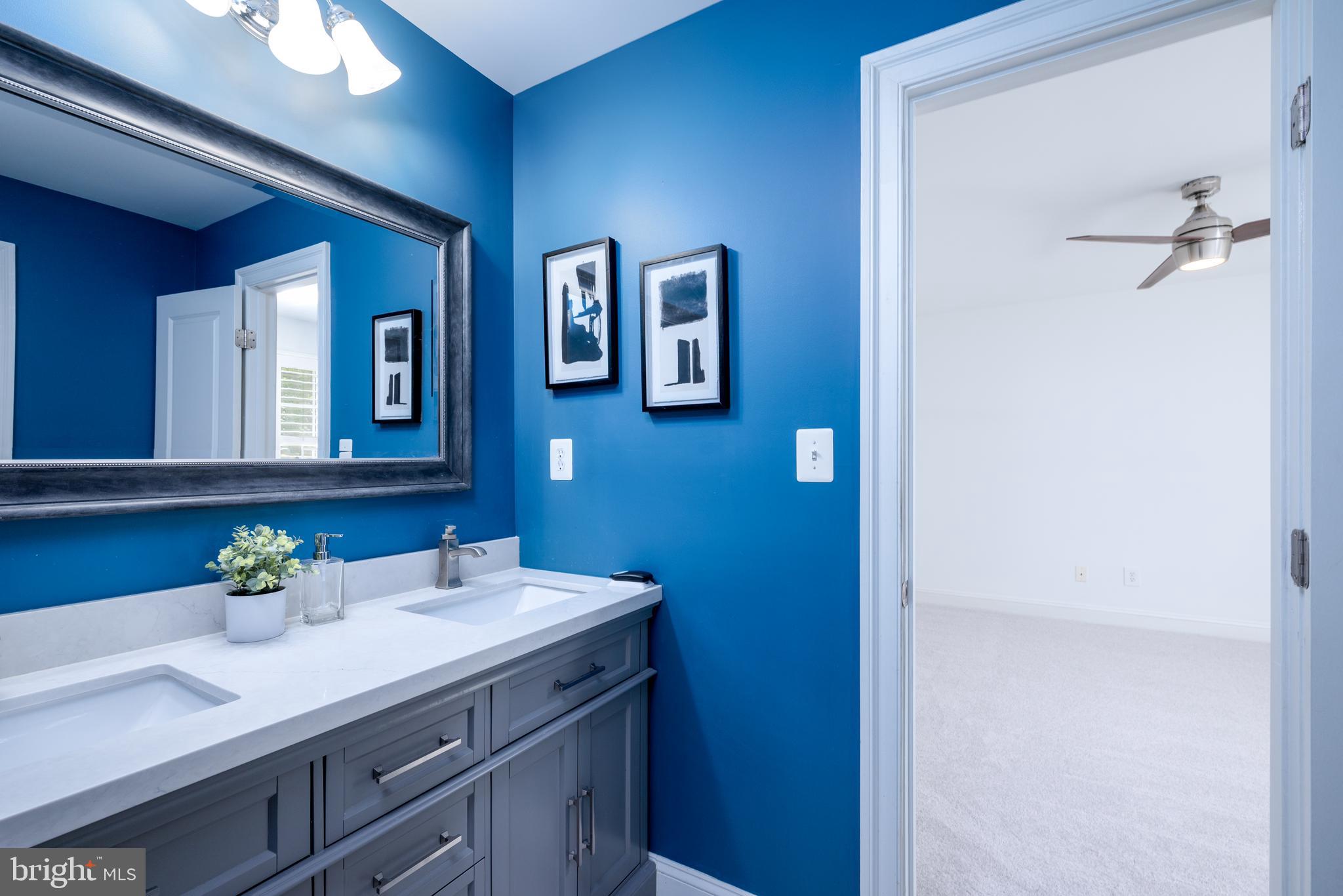 VIENNA WOODS - Residential