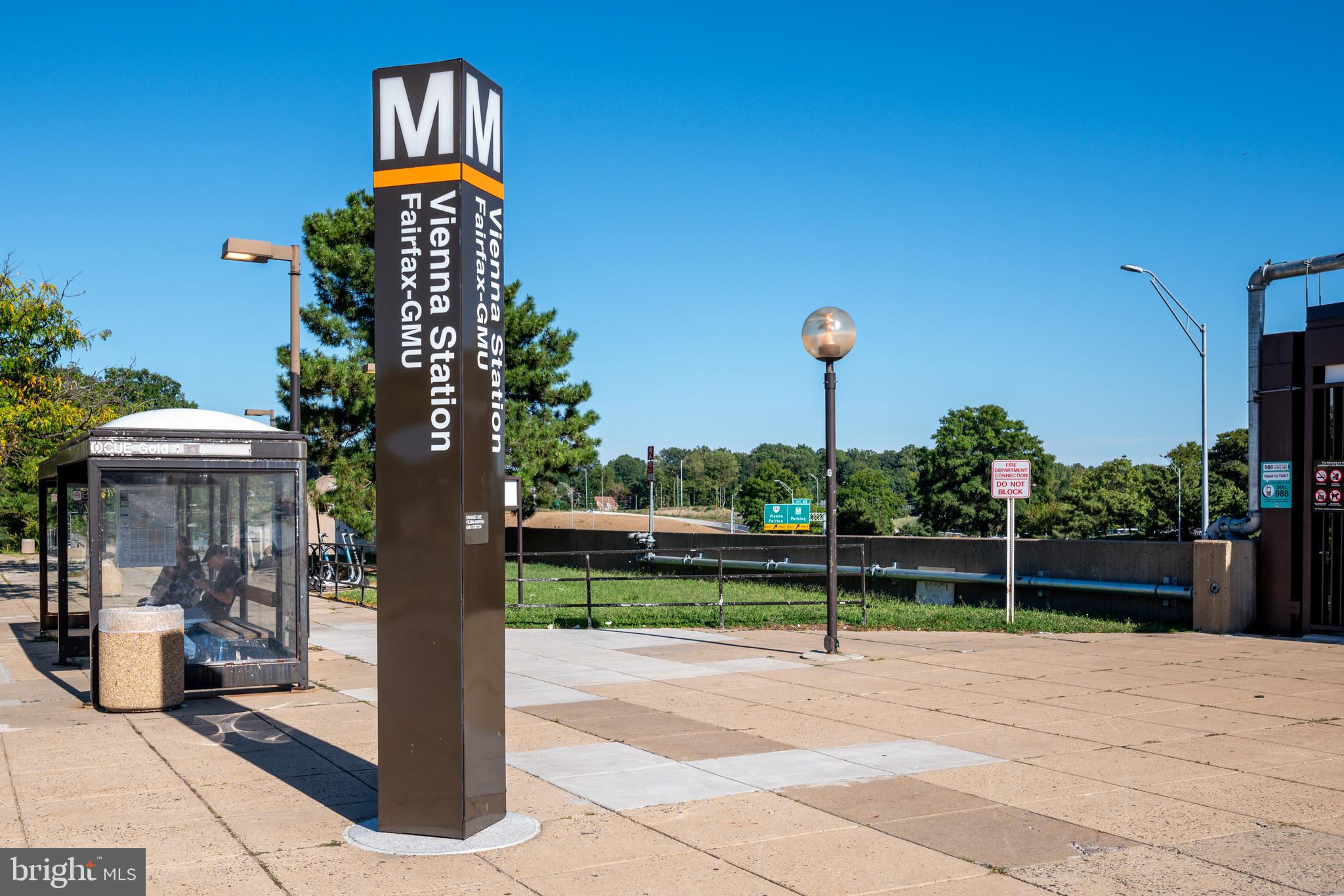 VIENNA WOODS - Residential