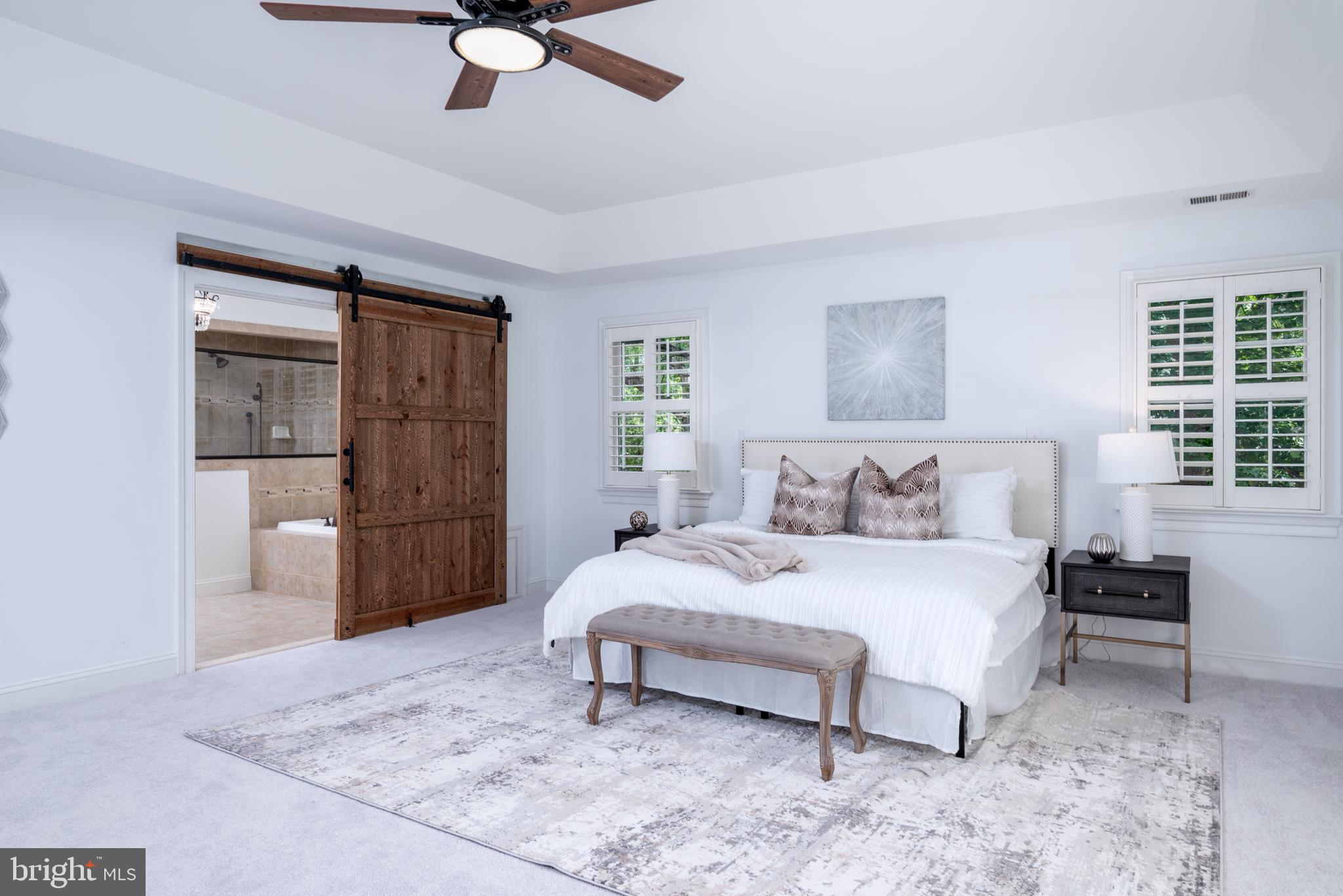 VIENNA WOODS - Residential