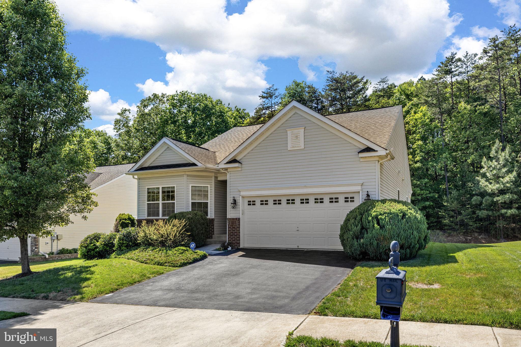 VIRGINIA HERITAGE AT LEE'S PARK - Residential