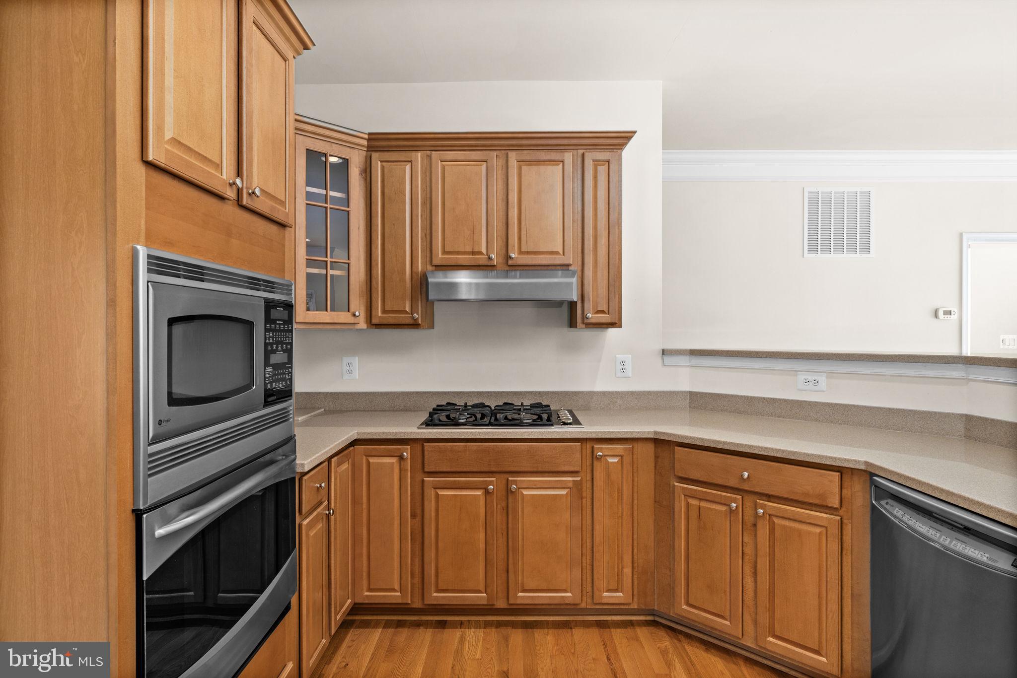 VIRGINIA HERITAGE AT LEE'S PARK - Residential