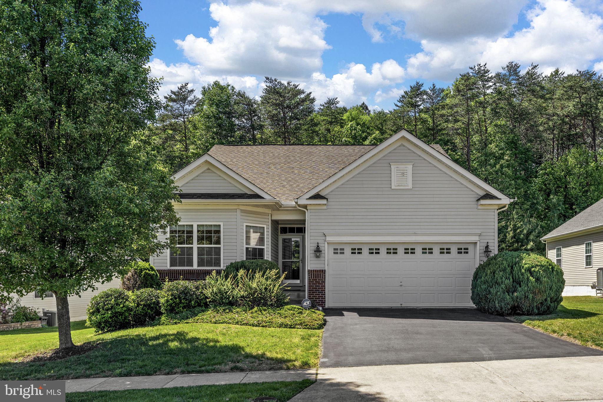 VIRGINIA HERITAGE AT LEE'S PARK - Residential