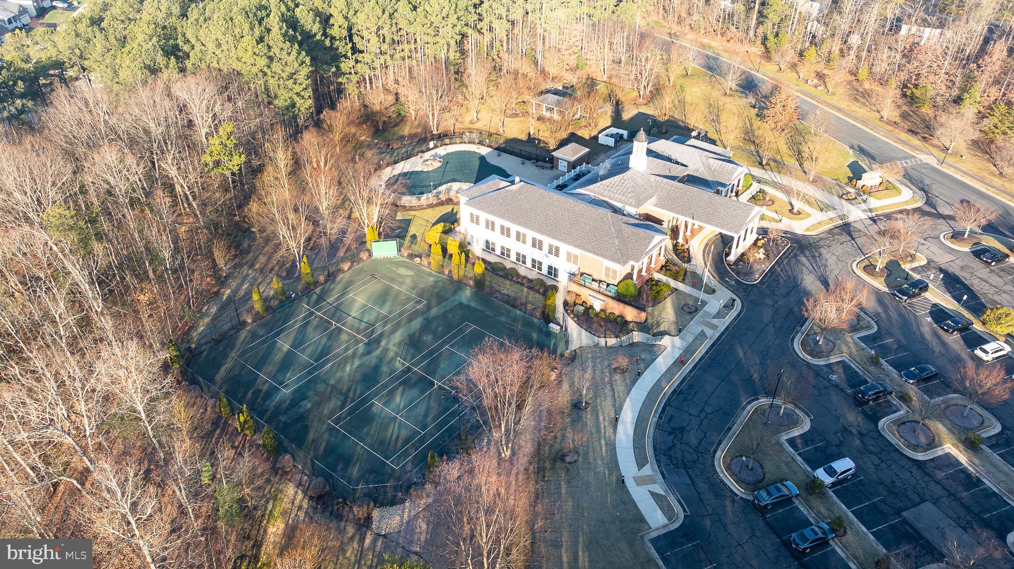 VIRGINIA HERITAGE AT LEE'S PARK - Residential