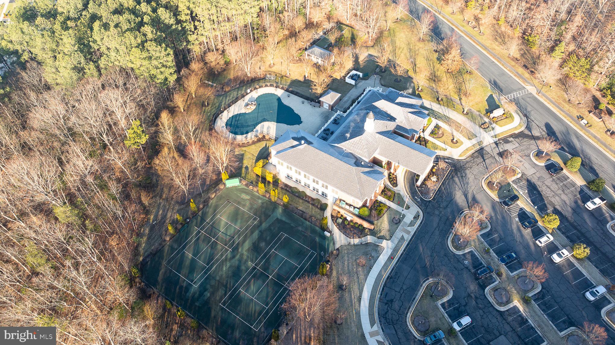 VIRGINIA HERITAGE AT LEE'S PARK - Residential
