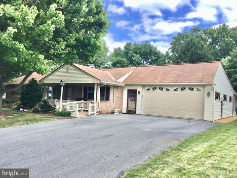 Photo of 319 S Hillcrest Avenue, Quarryville, PA 17566 (MLS # PALA2054874)