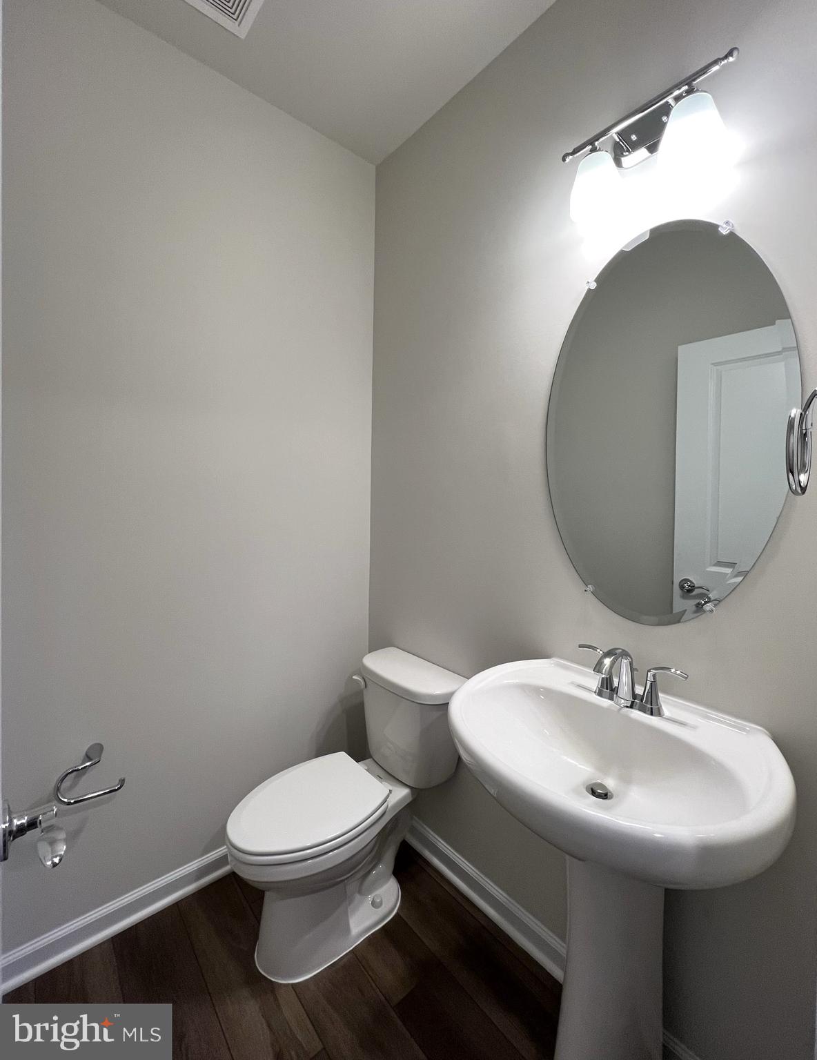 CROSSROADS VILLAGE - Residential Lease