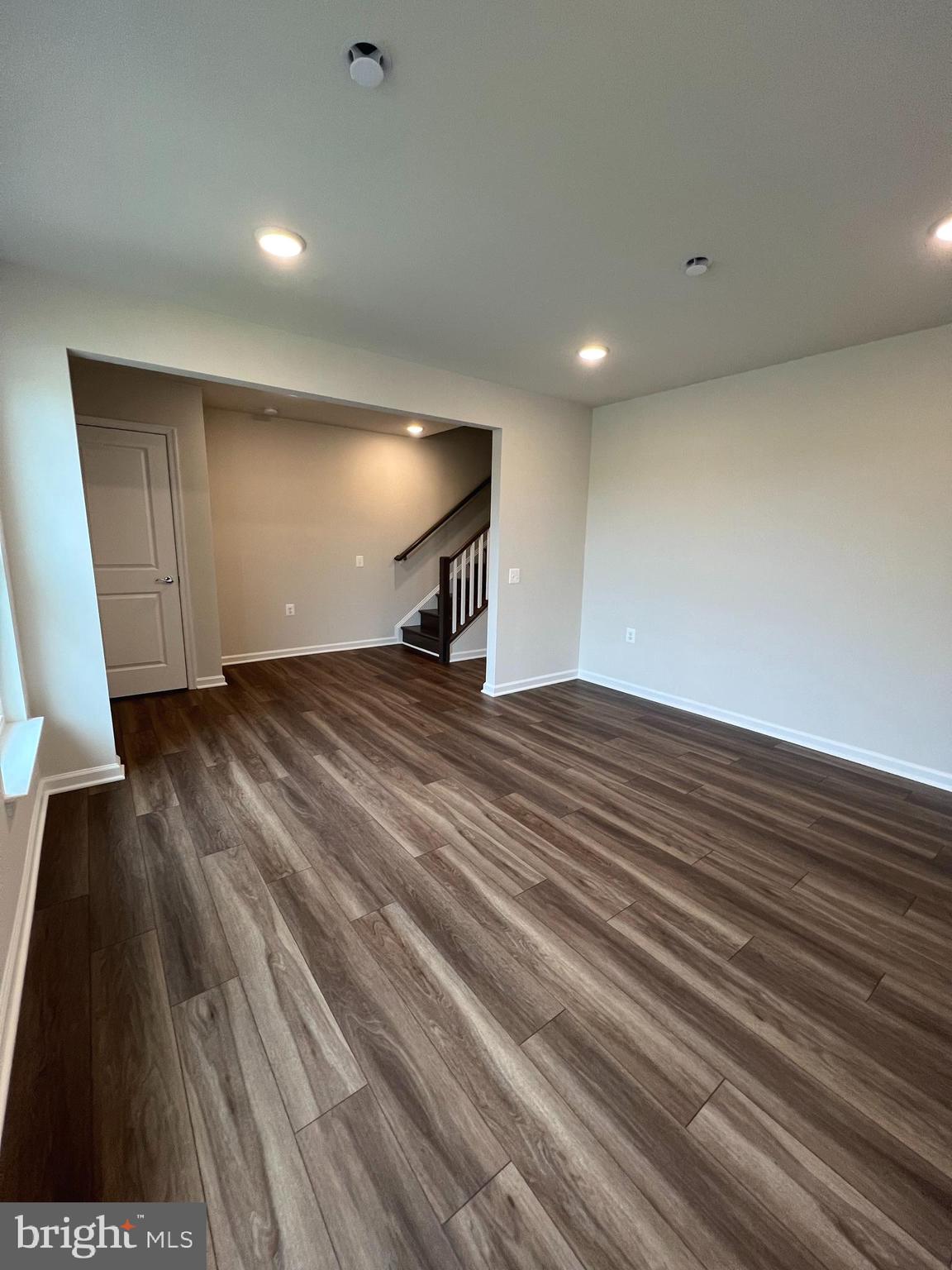 CROSSROADS VILLAGE - Residential Lease