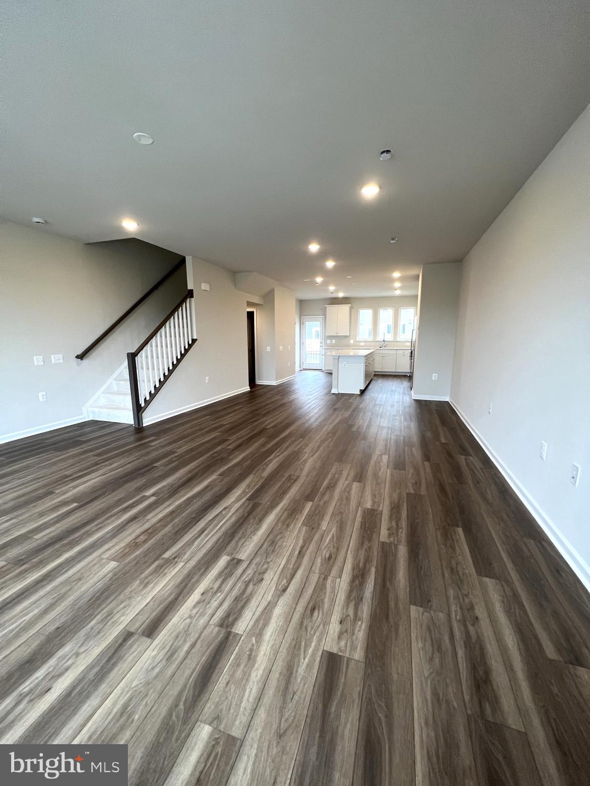 CROSSROADS VILLAGE - Residential Lease