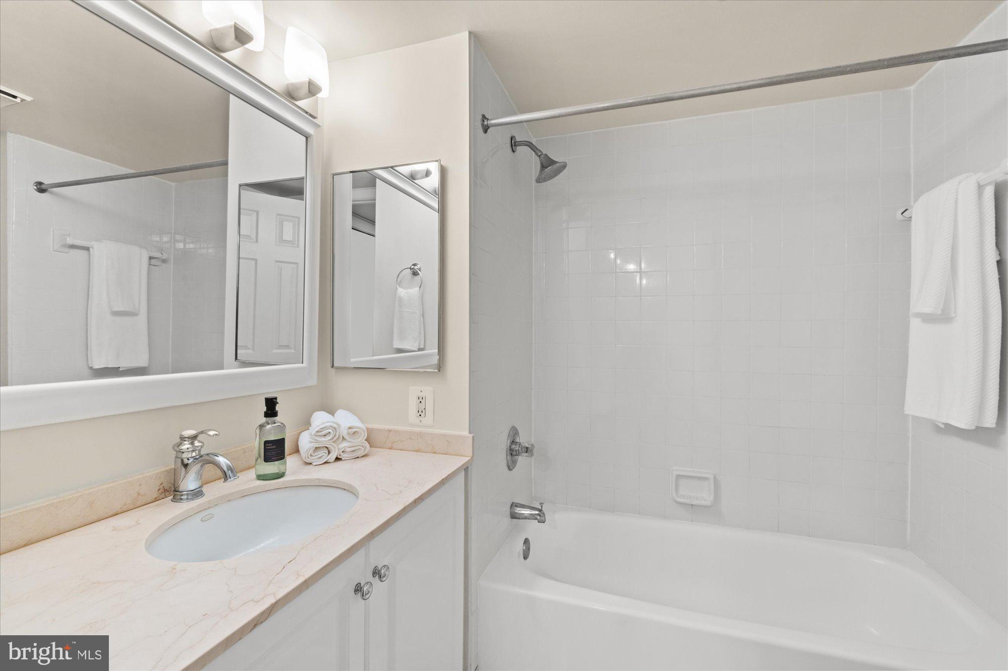 GROSVENOR PARK - Residential