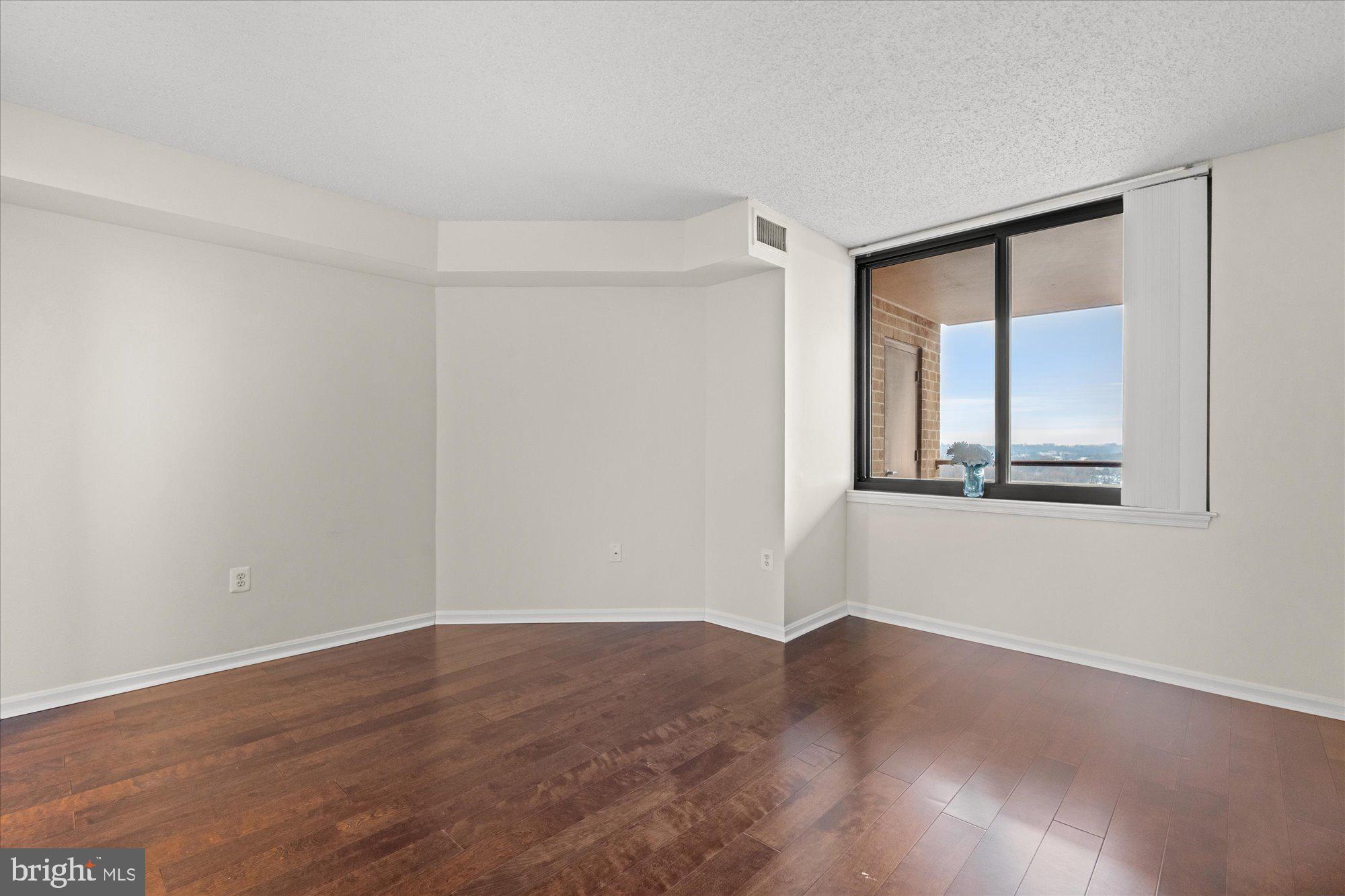 GROSVENOR PARK - Residential