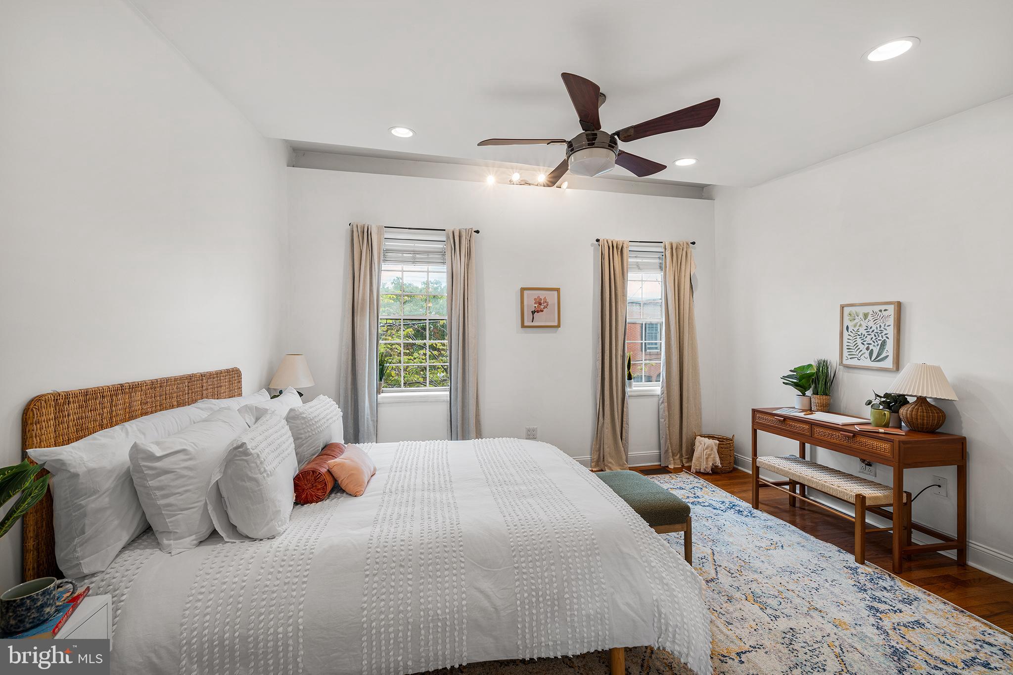 PASSYUNK SQUARE - Residential