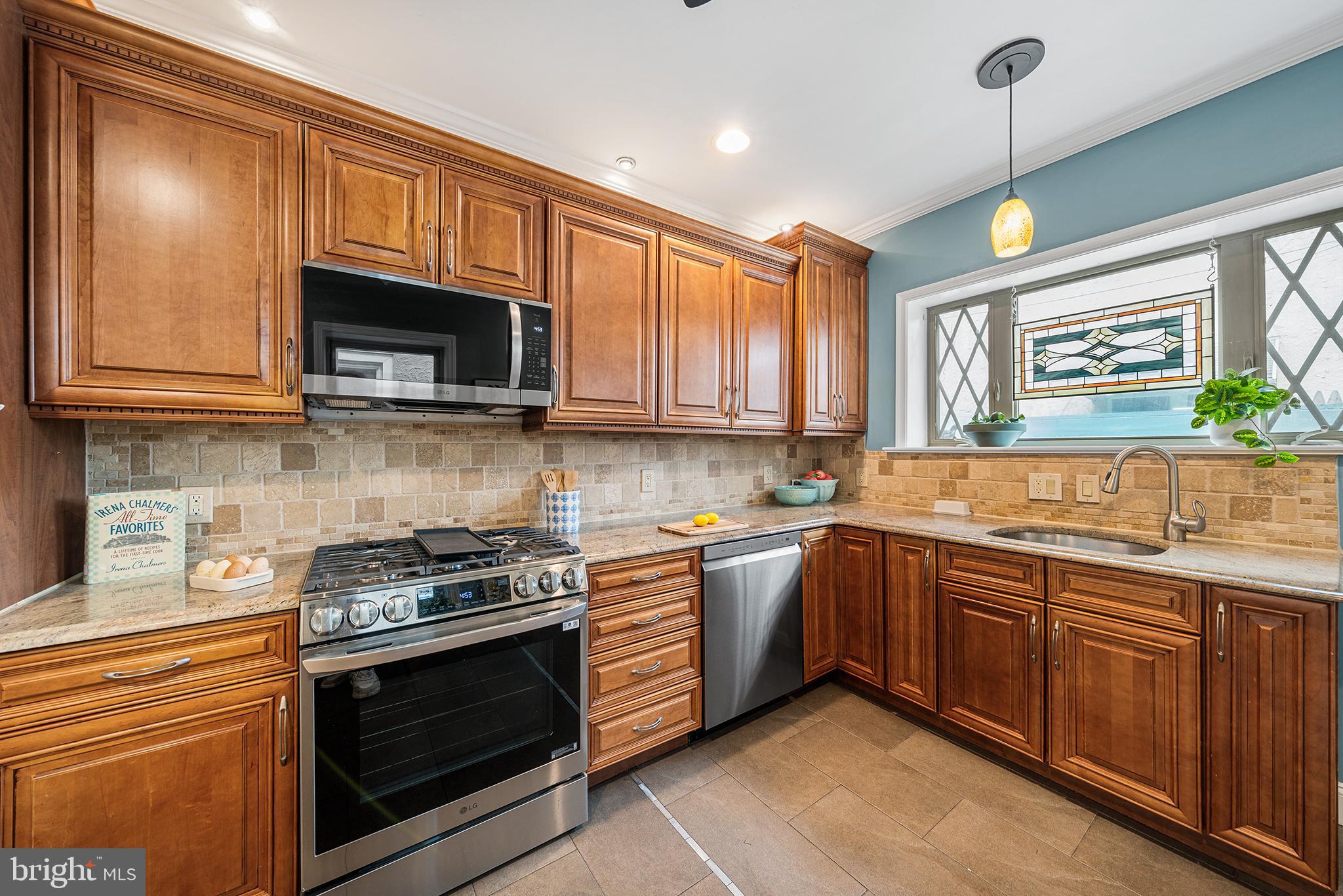 PASSYUNK SQUARE - Residential
