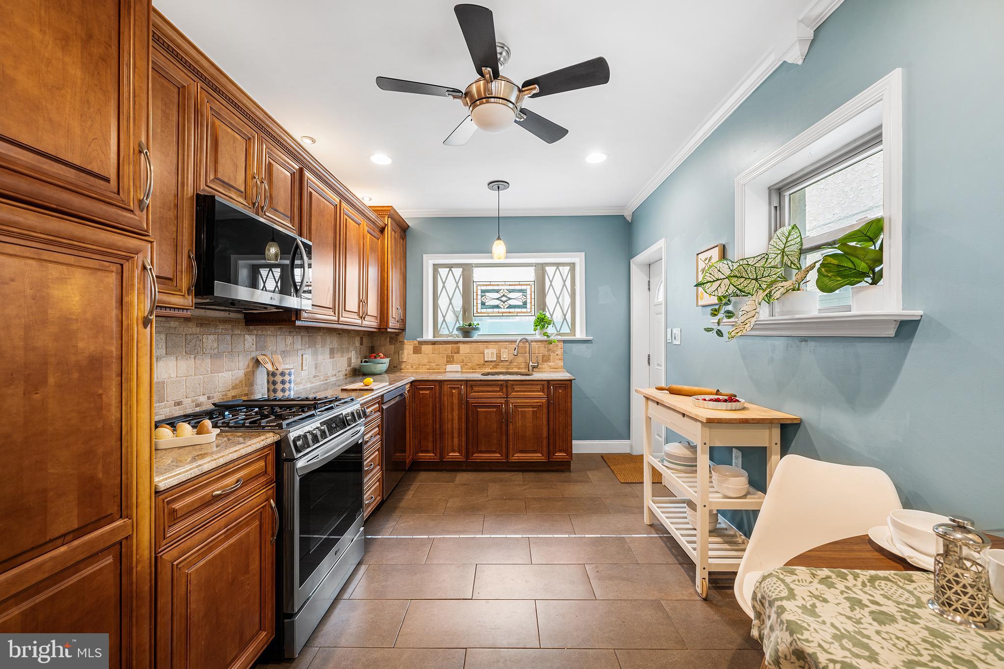 PASSYUNK SQUARE - Residential