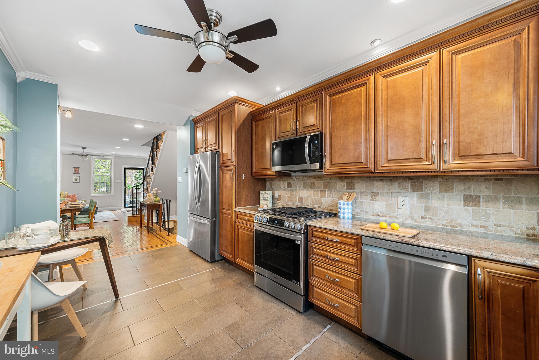 PASSYUNK SQUARE - Residential