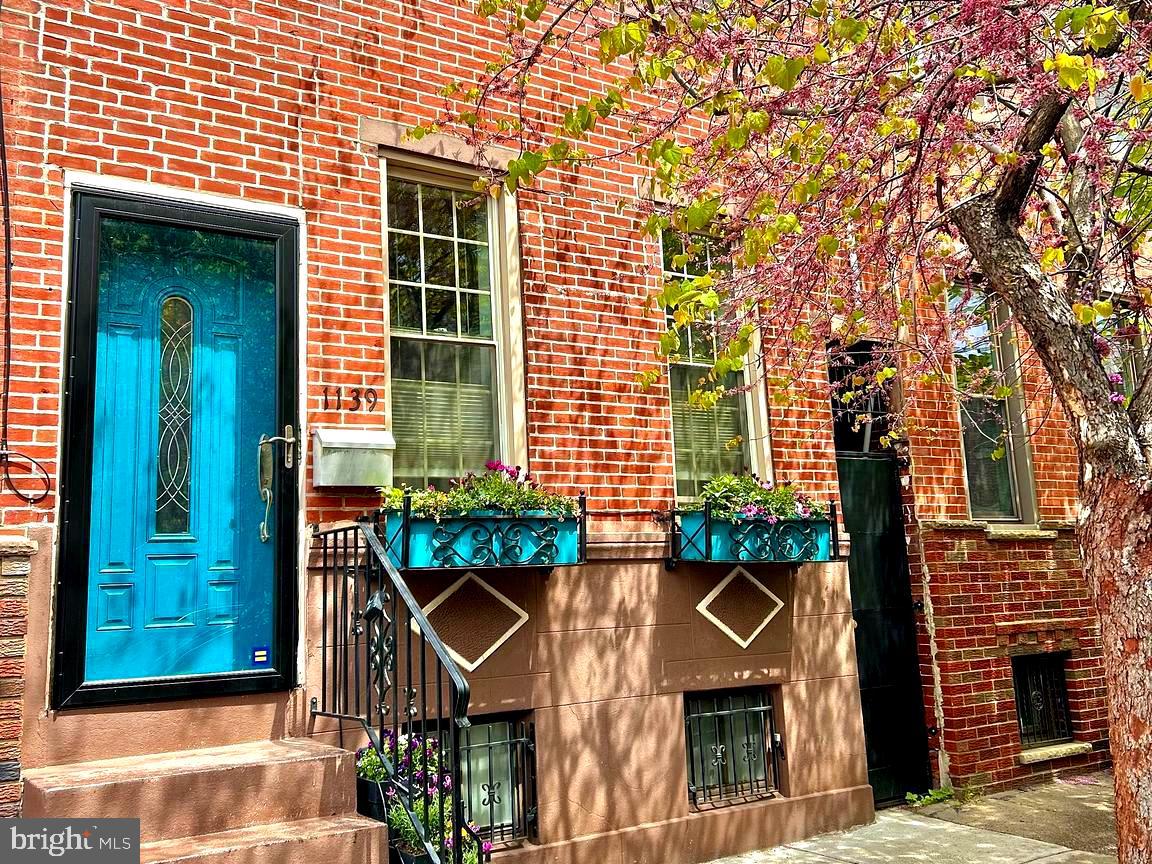 PASSYUNK SQUARE - Residential