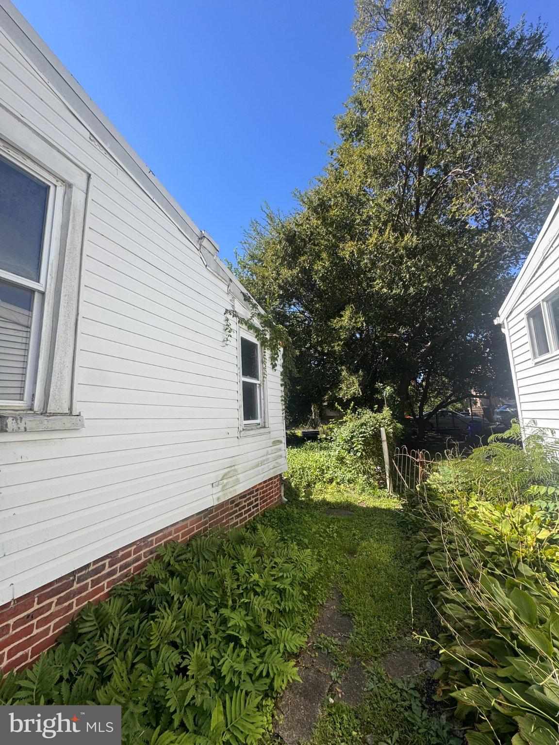 1026 KERLIN STREET