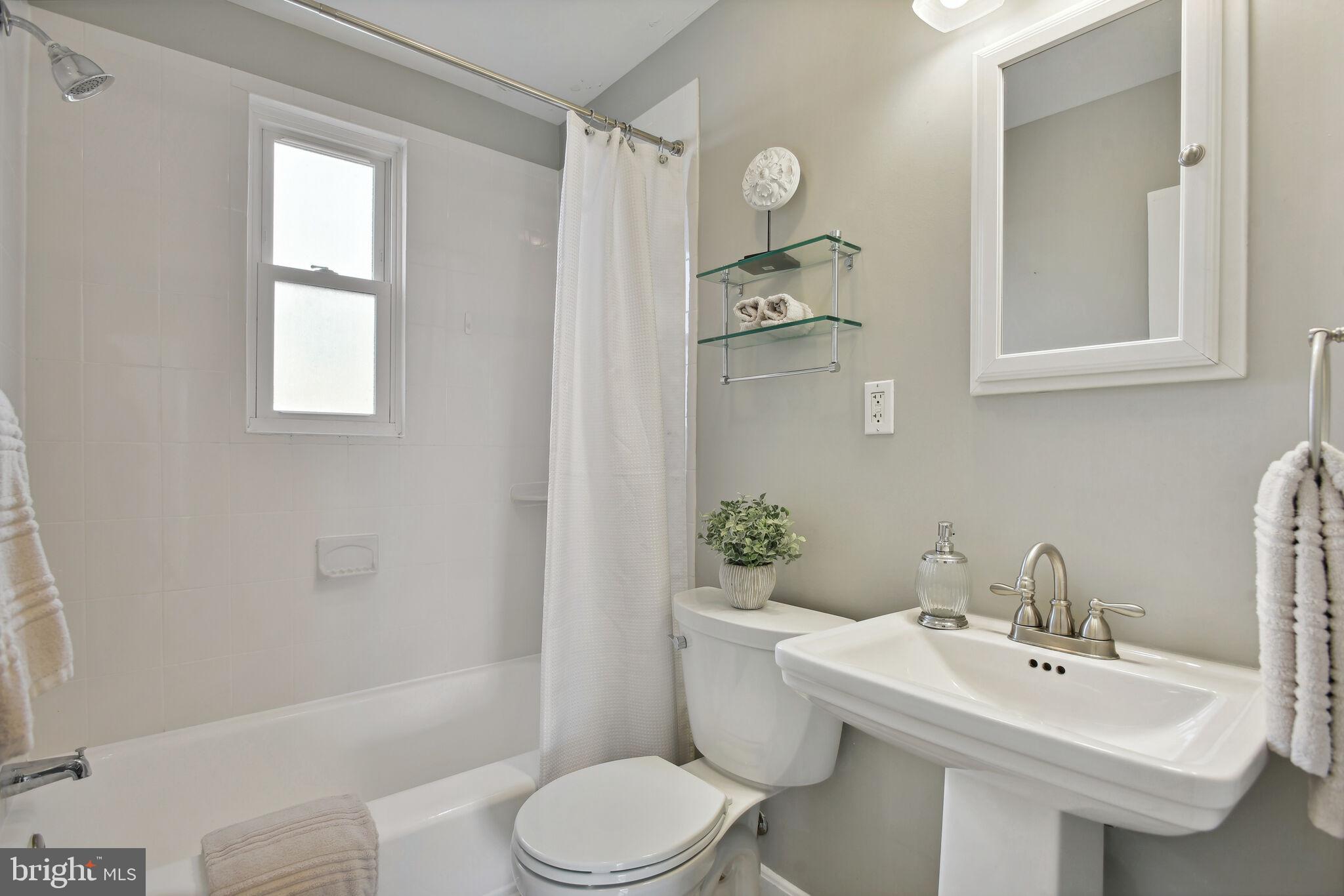 LYNHAVEN - Residential