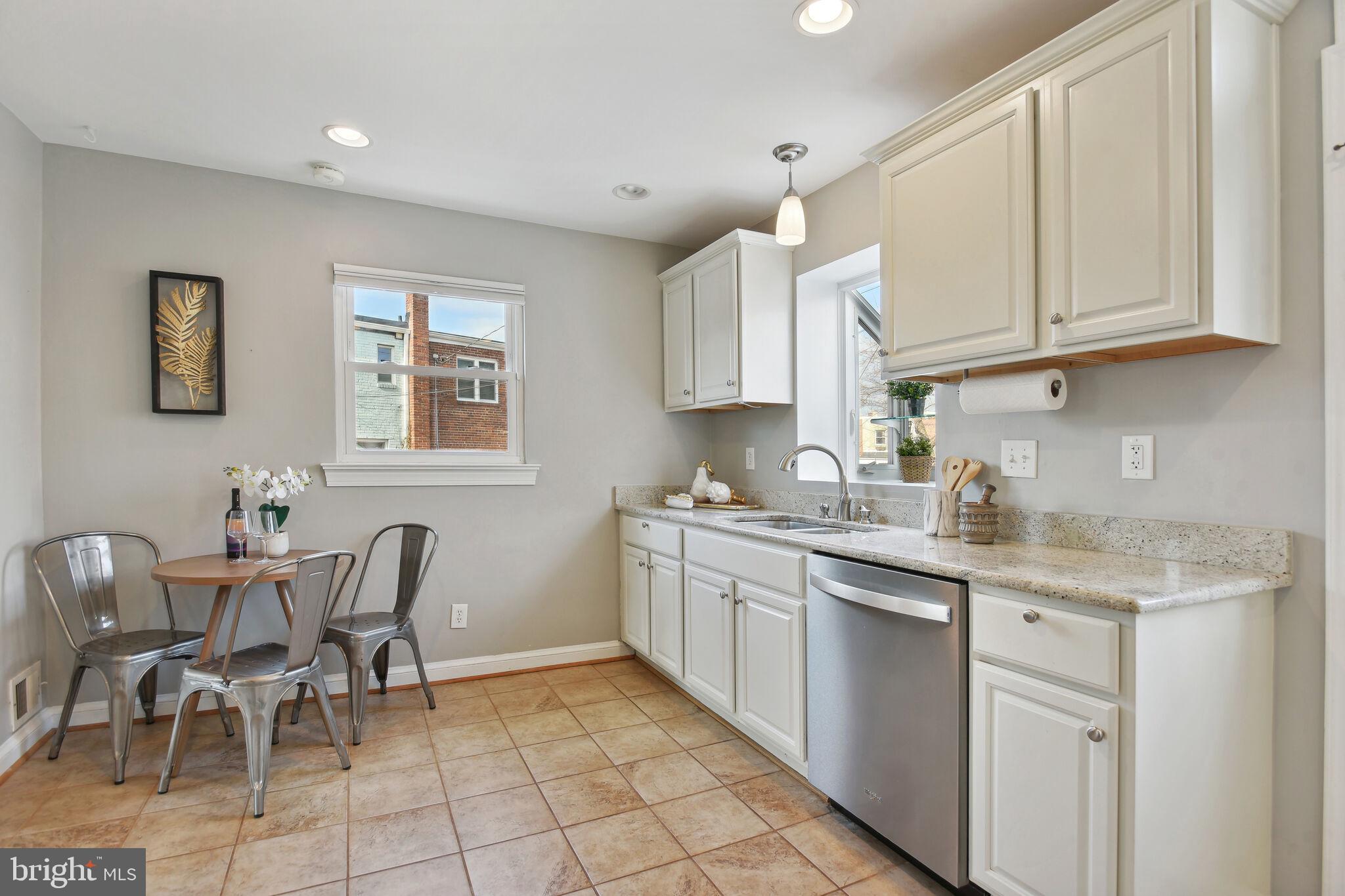 LYNHAVEN - Residential