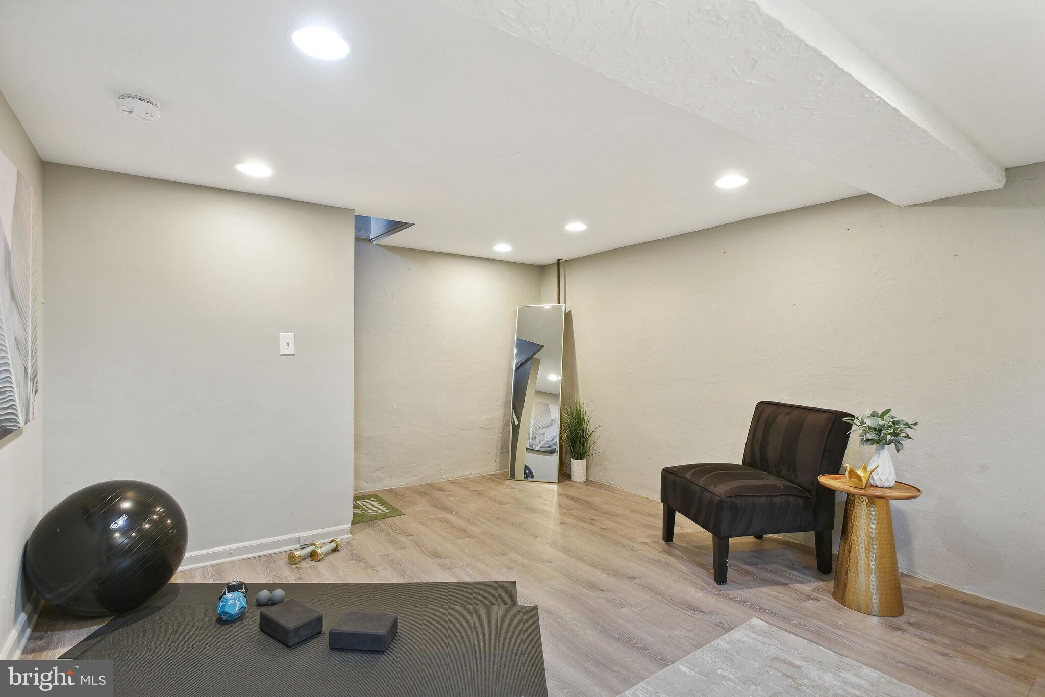 LYNHAVEN - Residential