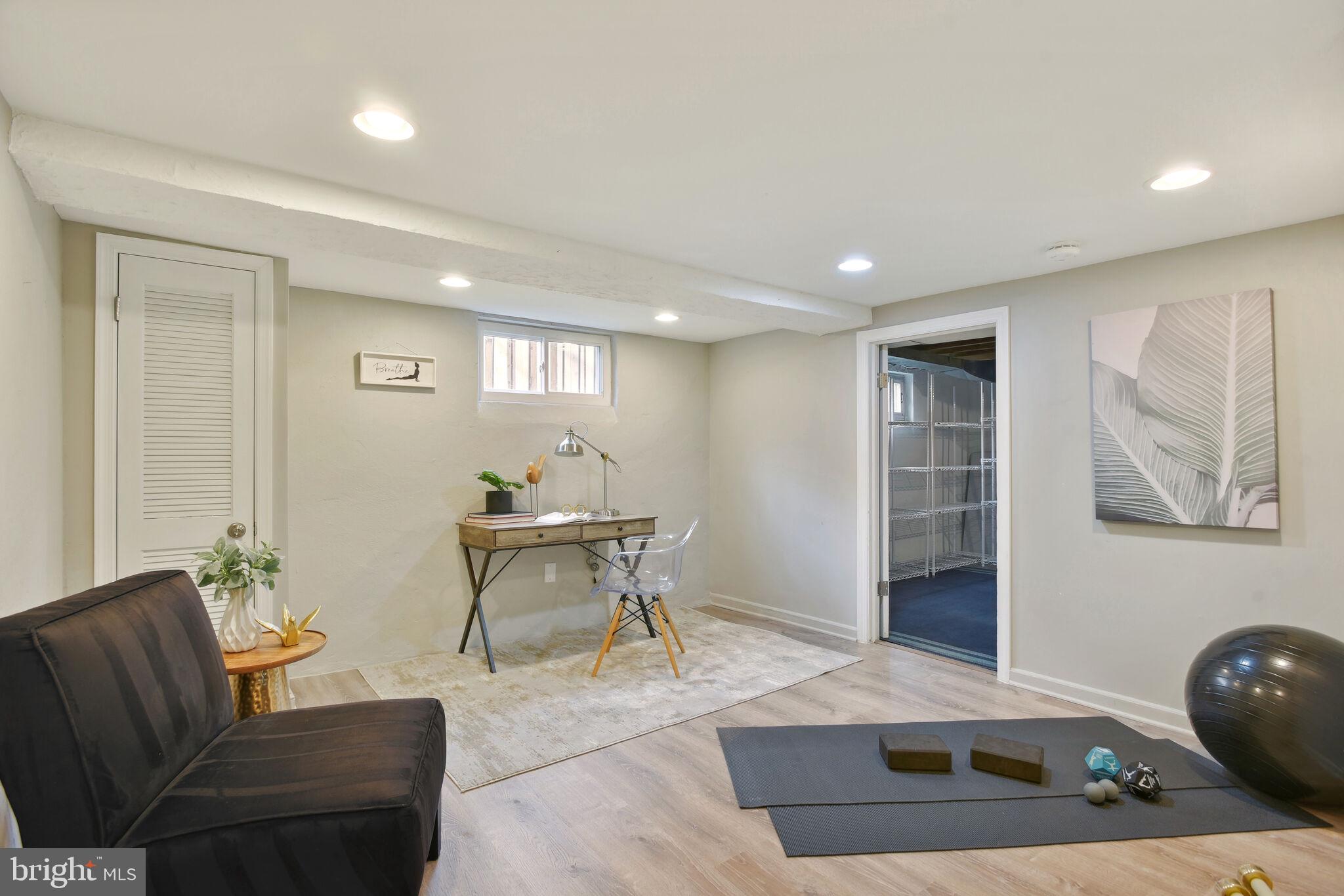 LYNHAVEN - Residential