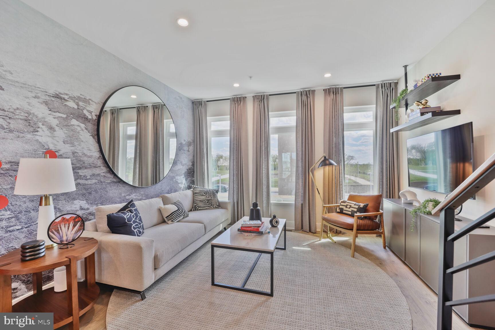 61 LOWER SERVICE COURT NW ATWOOD 884